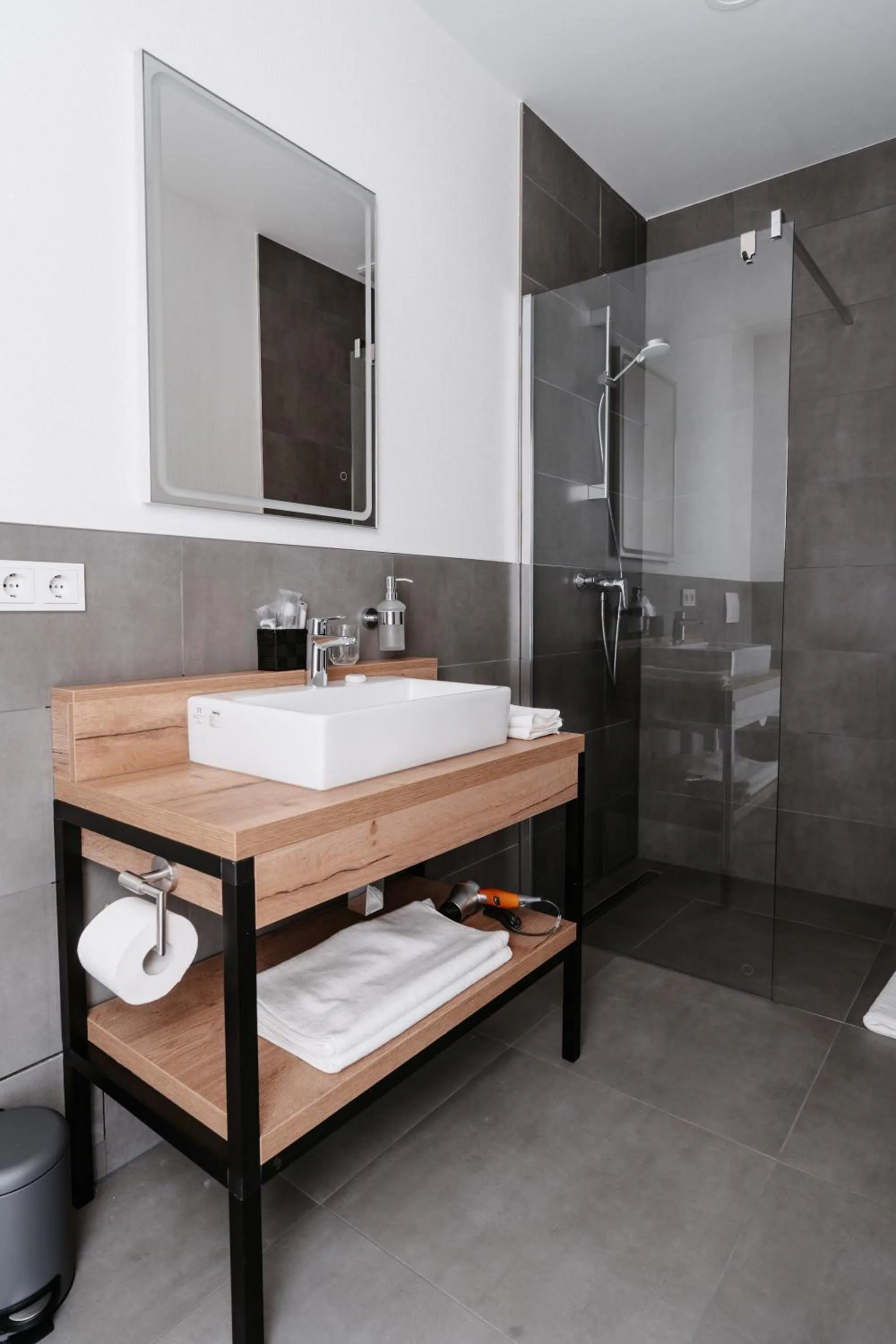 Bathroom in STEP INN The Fair Hotel