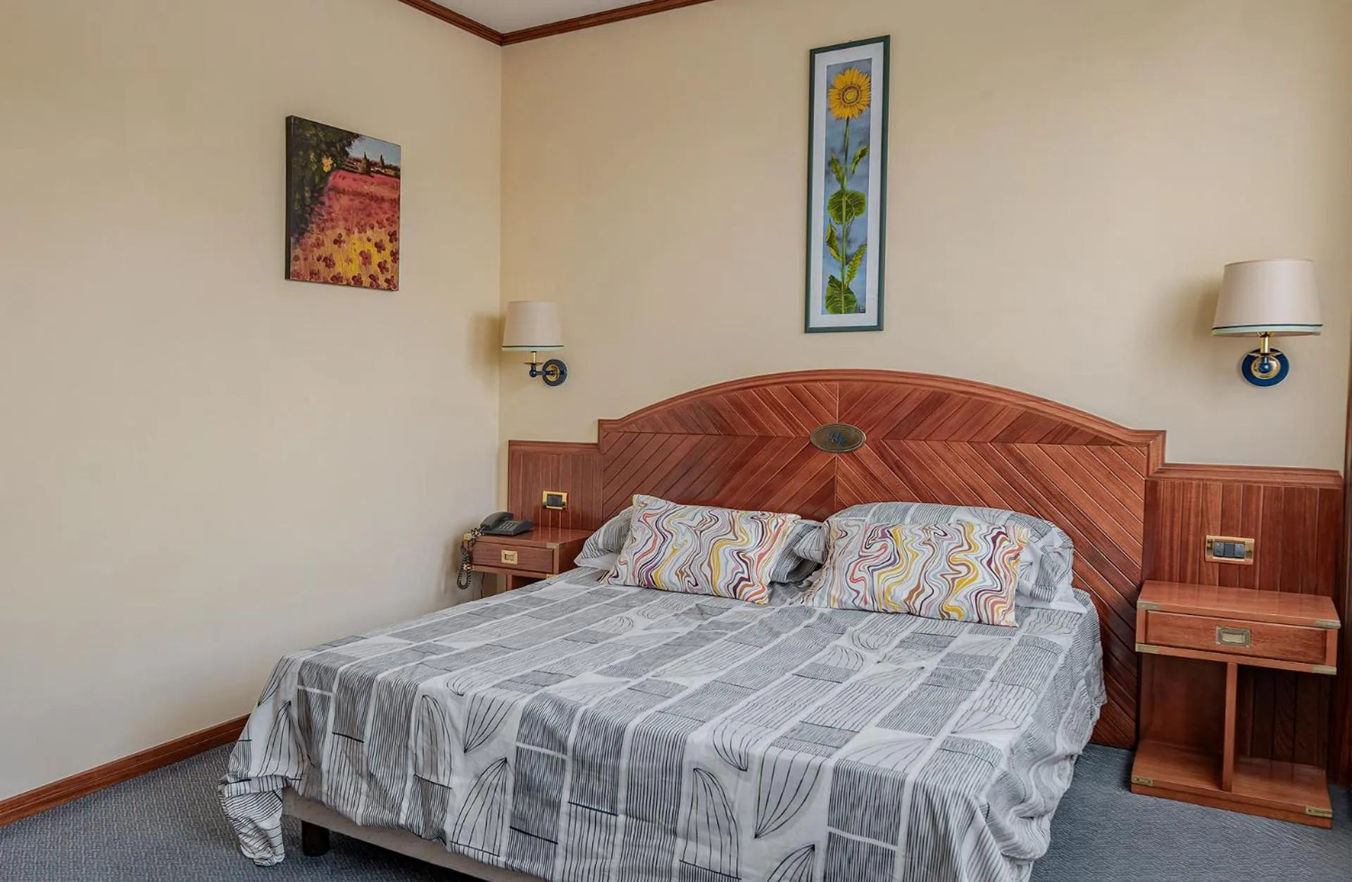 Bedroom, Bed in Hotel Tornese - Rooftop Sea View