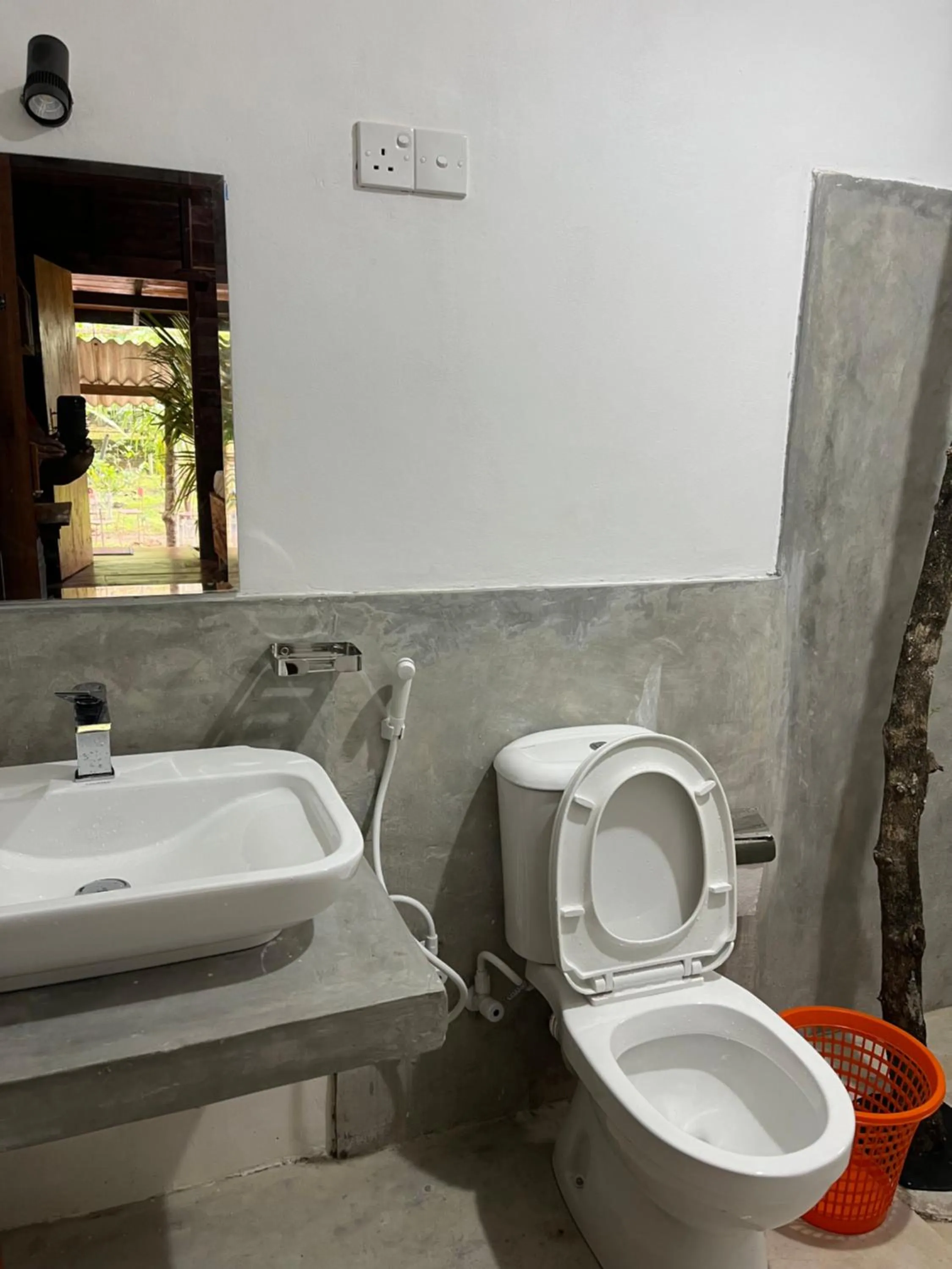 Bathroom in Tanty’s Hostel