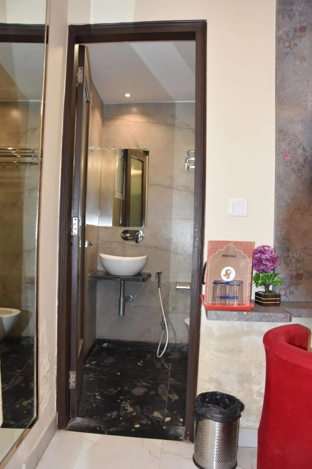 Bathroom in Hotel Wall City 55