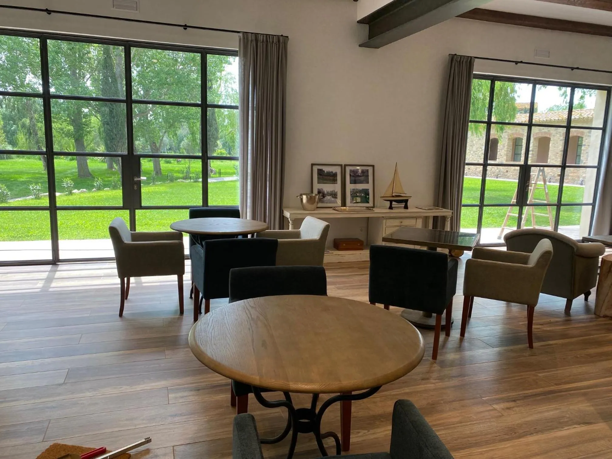 Property building in HOTEL MAS ARET