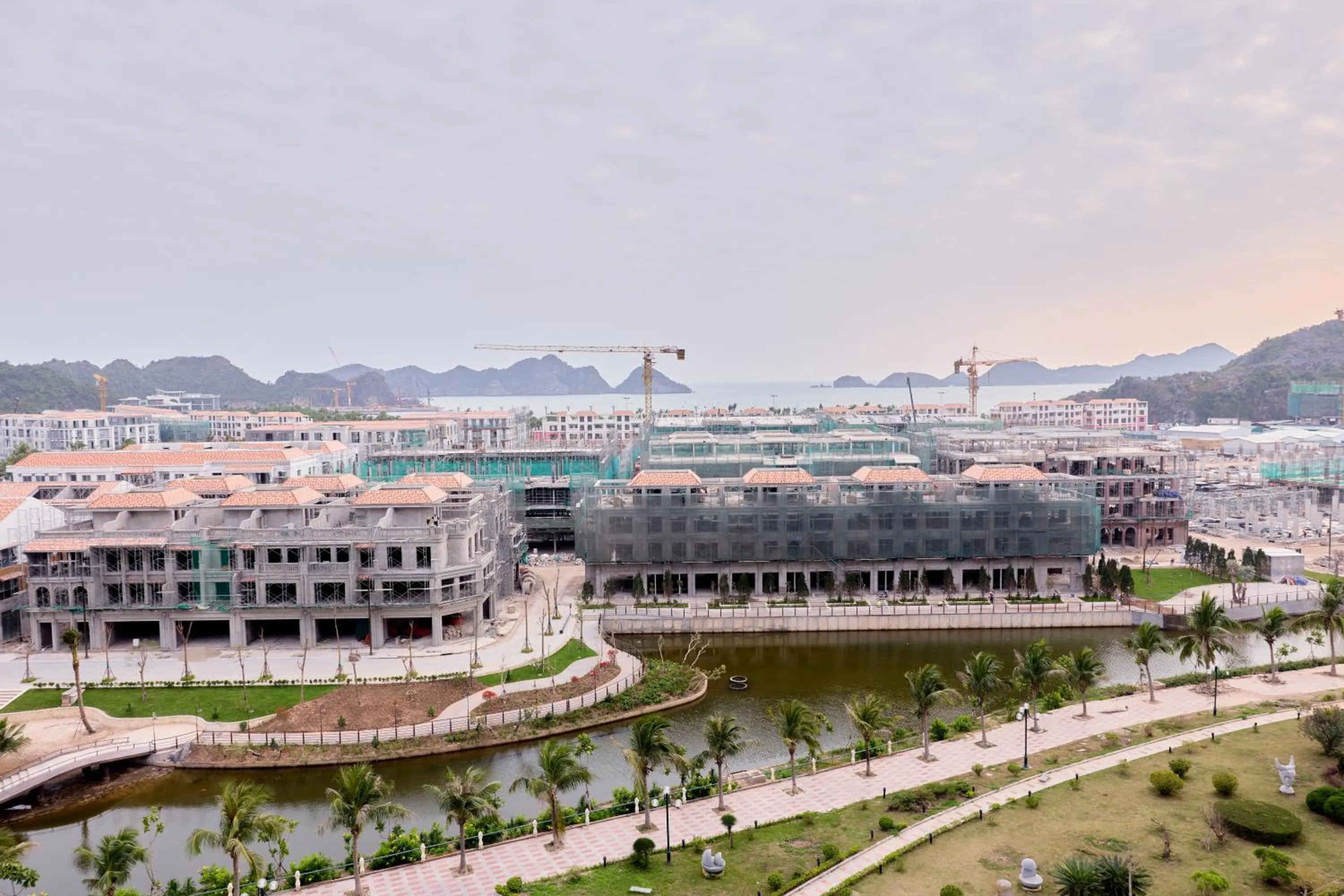 Nearby landmark in Huong Cang Sea View Hotel