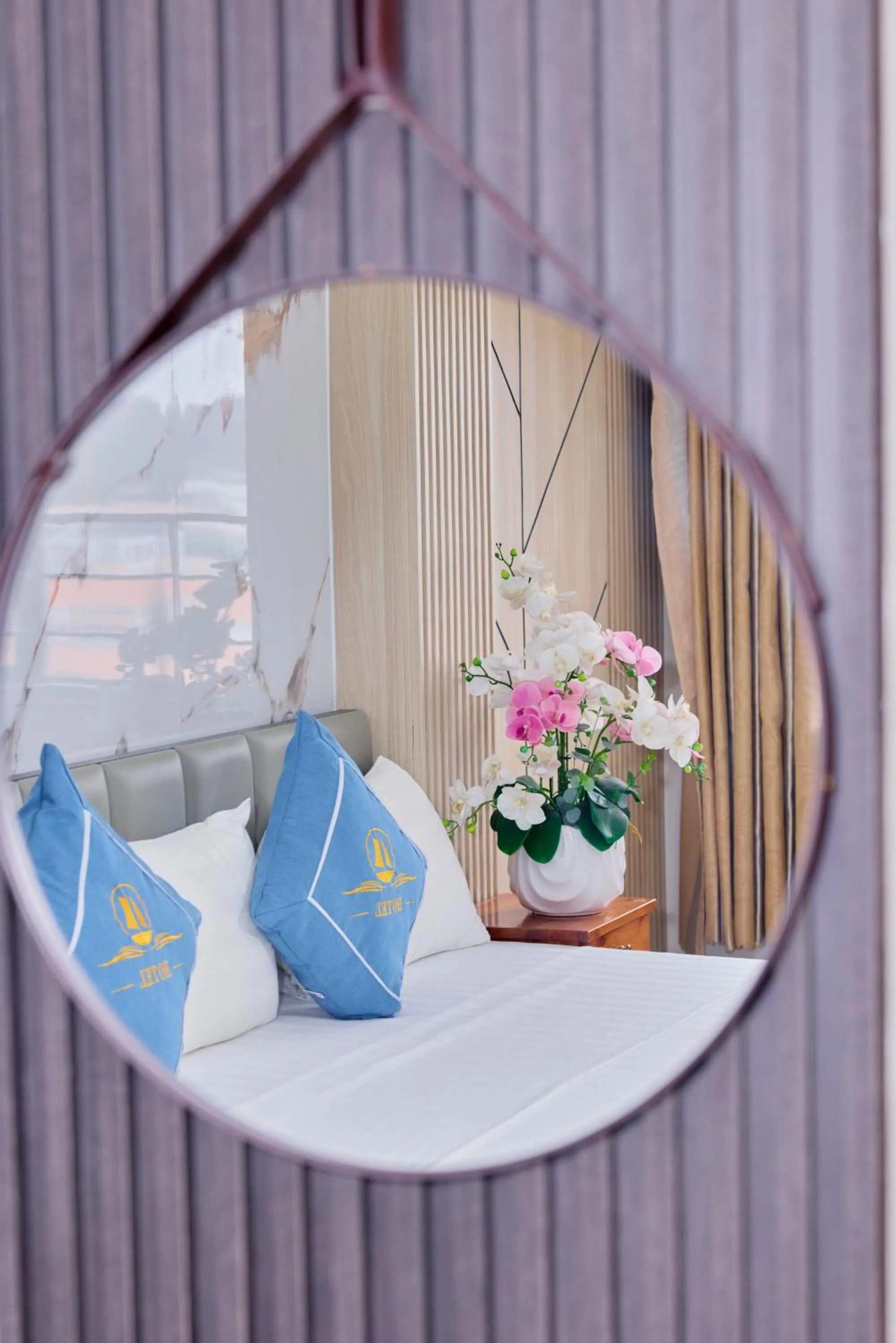 Bed in Huong Cang Sea View Hotel