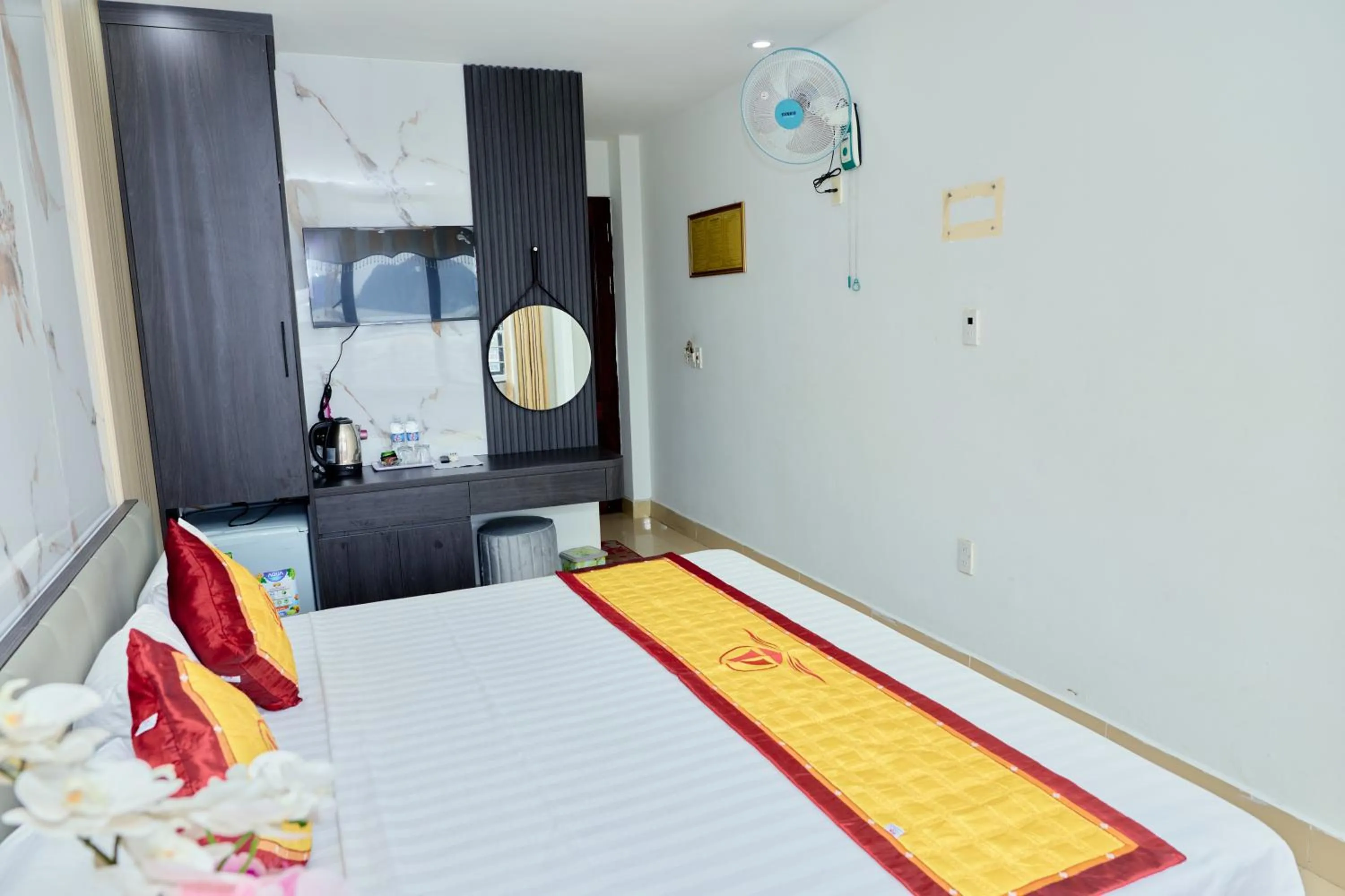 Bed in Huong Cang Sea View Hotel