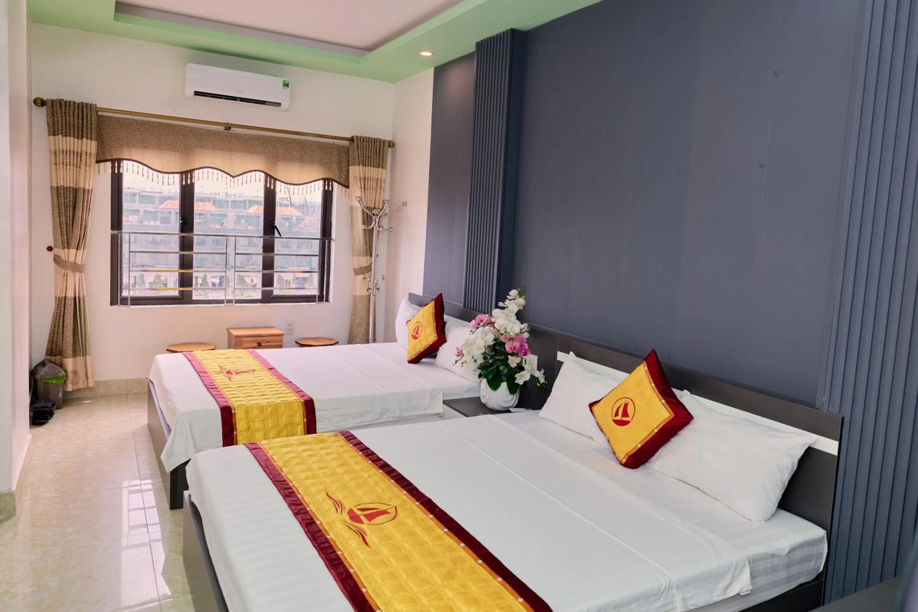 Bed in Huong Cang Sea View Hotel