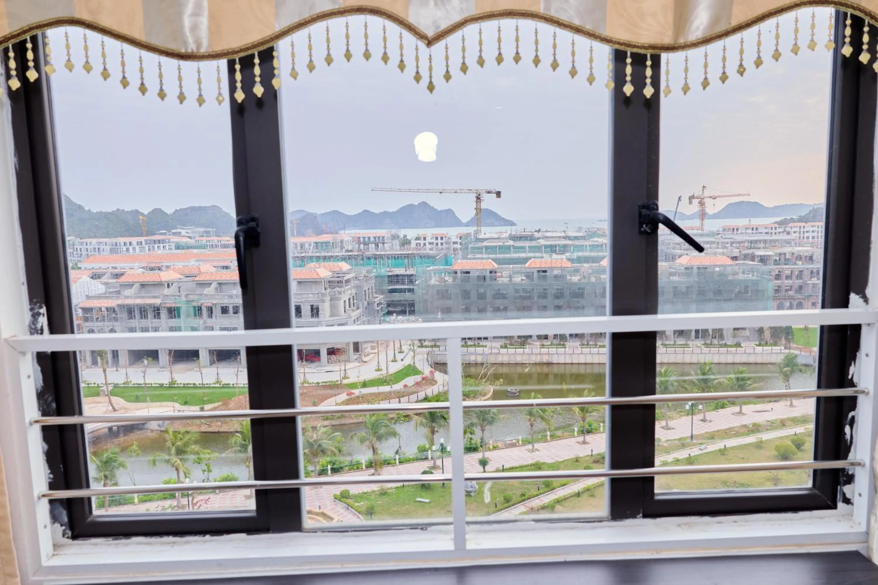 Day in Huong Cang Sea View Hotel