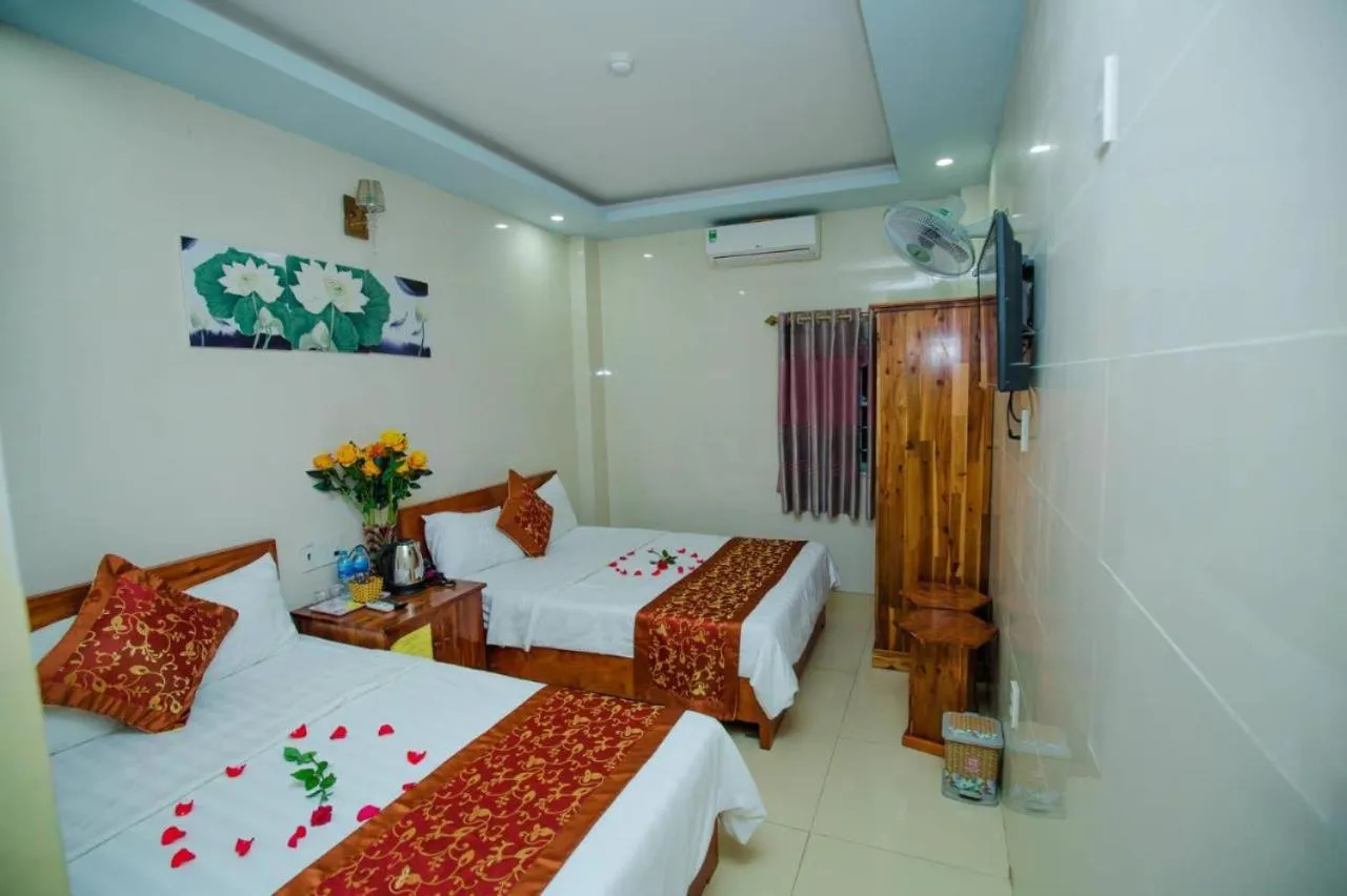 Bed in Huong Cang Sea View Hotel