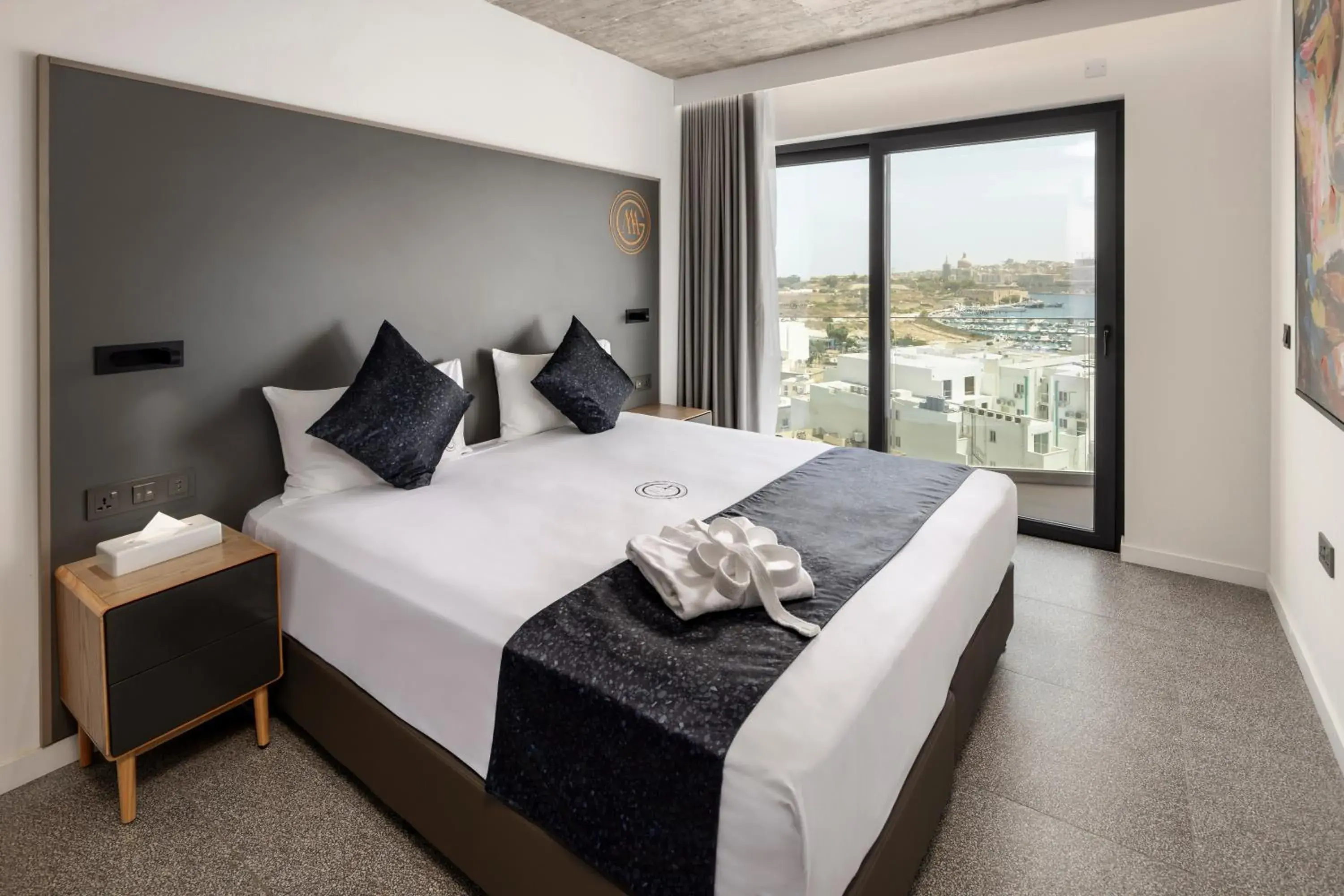Executive One-Bedroom Suite with Harbor View in Grands Suites Hotel and Spa Sliema Executive One-Bedroom Suite with Harbor View in Grands Suites Hotel and Spa Sliema