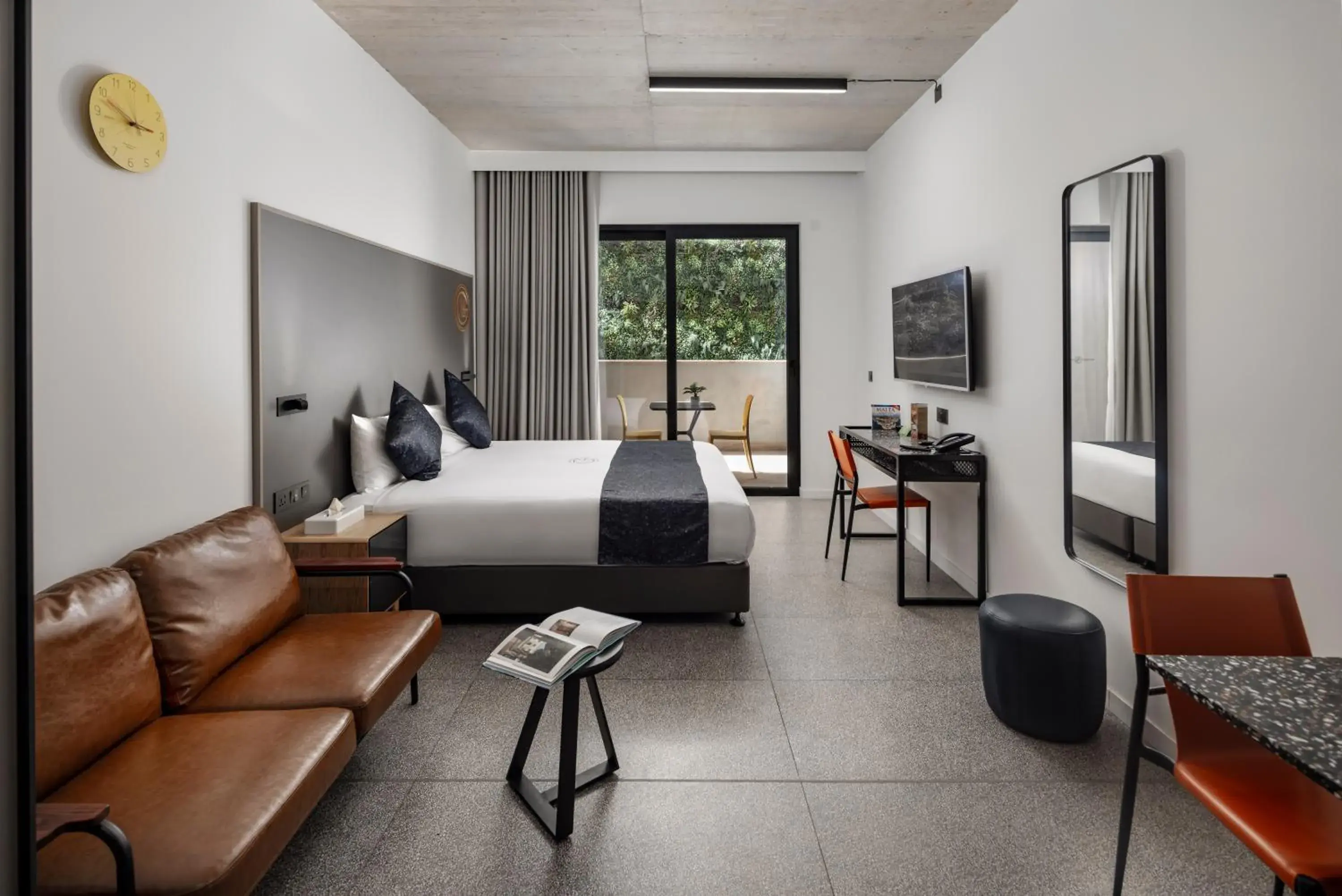 Studio Suite in Grands Suites Hotel and Spa Sliema Studio Suite in Grands Suites Hotel and Spa Sliema