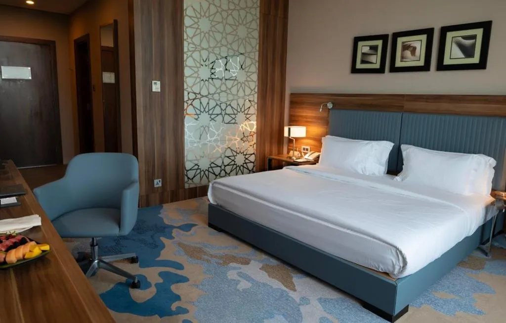 Bedroom, Bed in Bay La Sun Hotel and Marina - Emaar King Abdullah Economic City