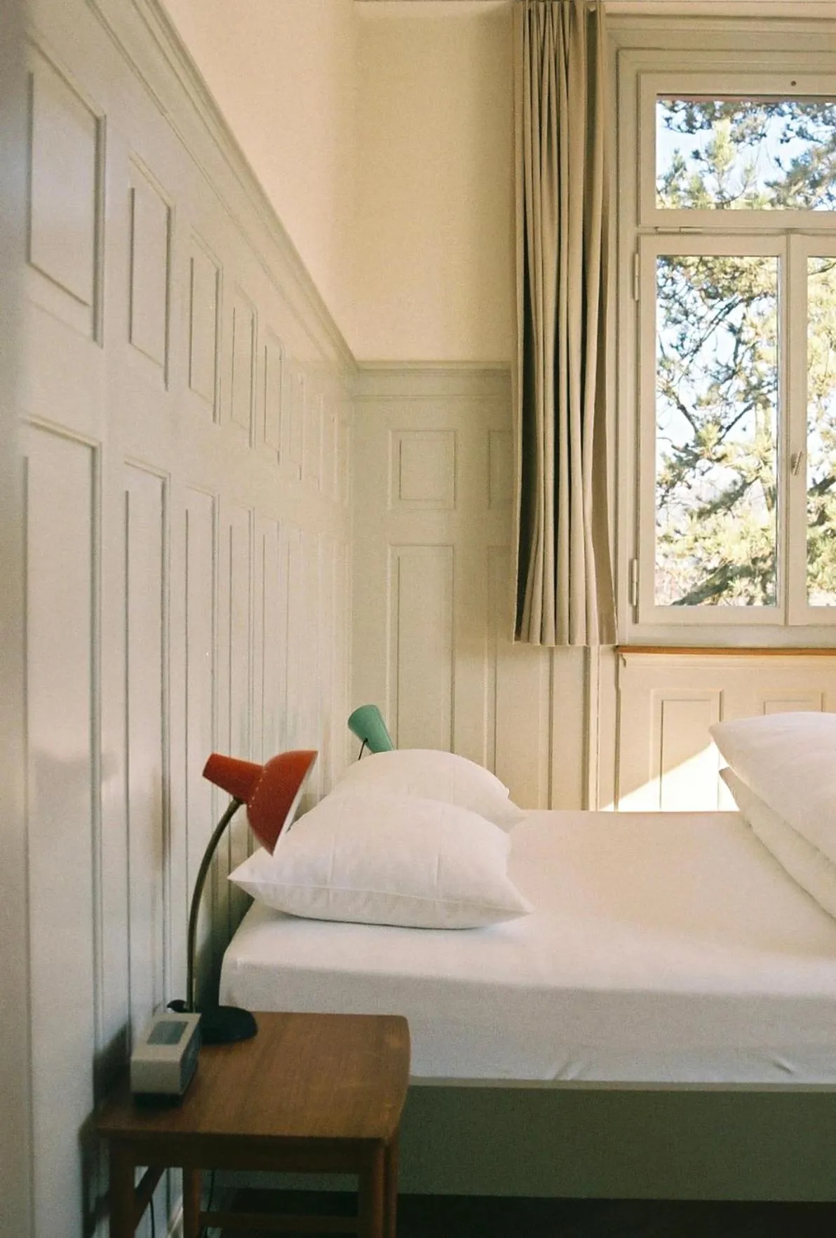 Bed in Militärkantine St. Gallen