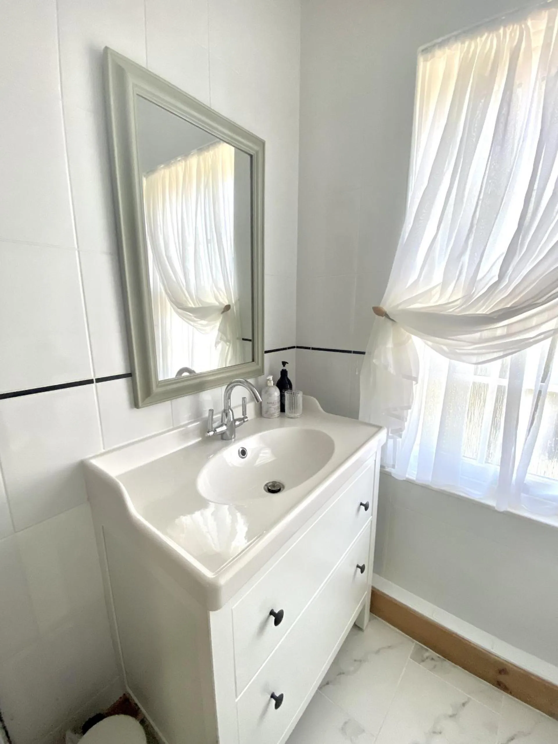 Bathroom in Green Cottages