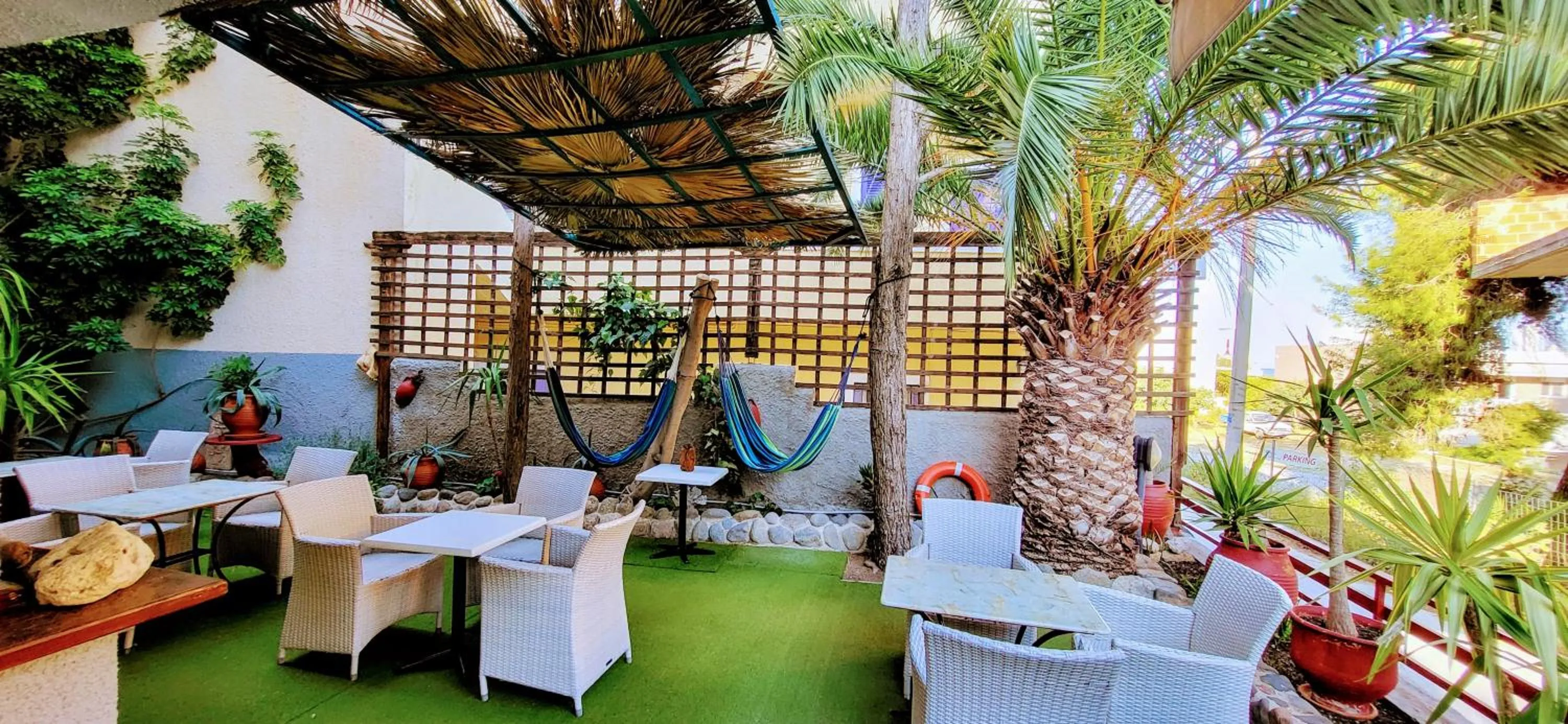 Restaurant/places to eat in Possidon