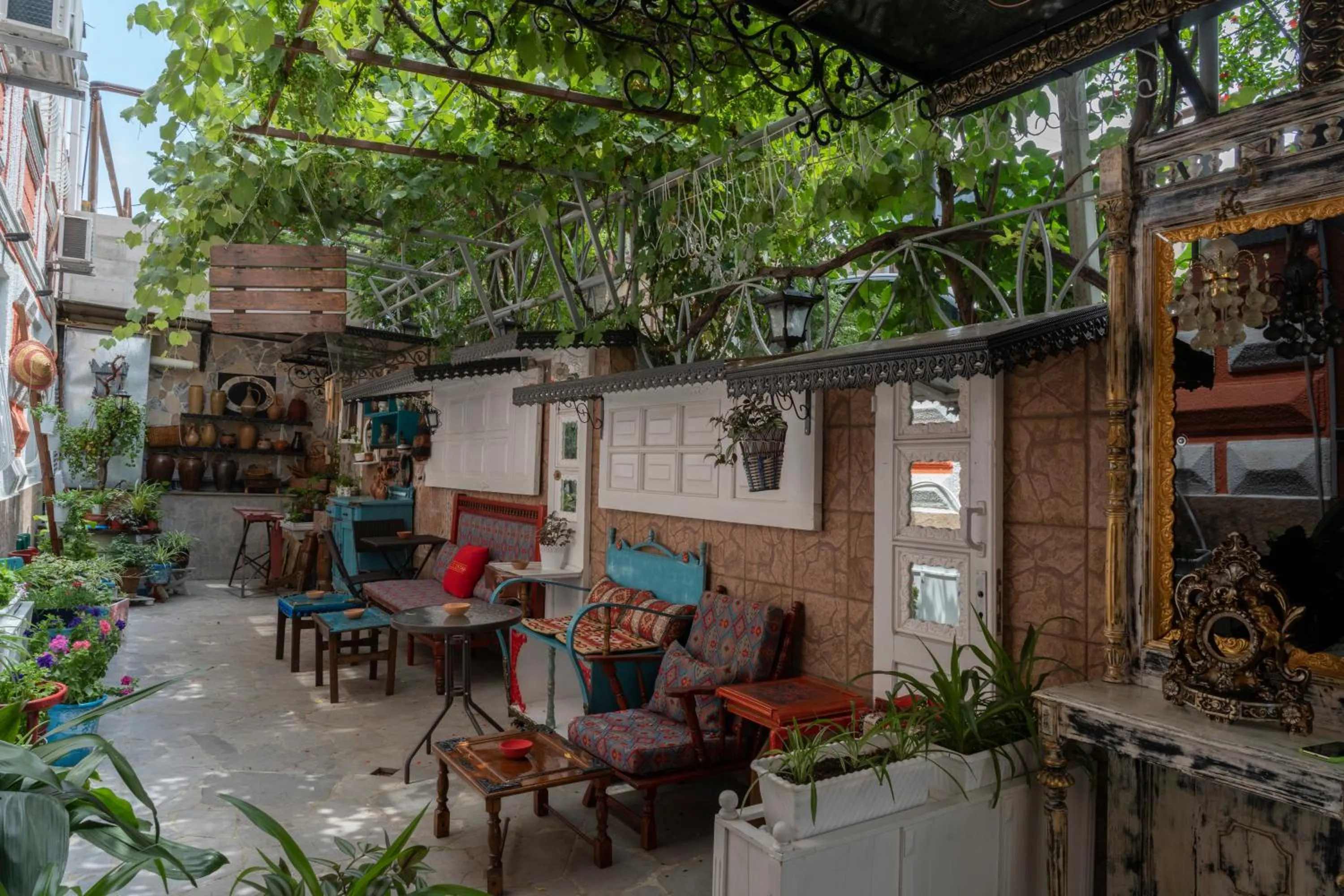 Property building in Elia Boutique Hostel & Apart-Hotel