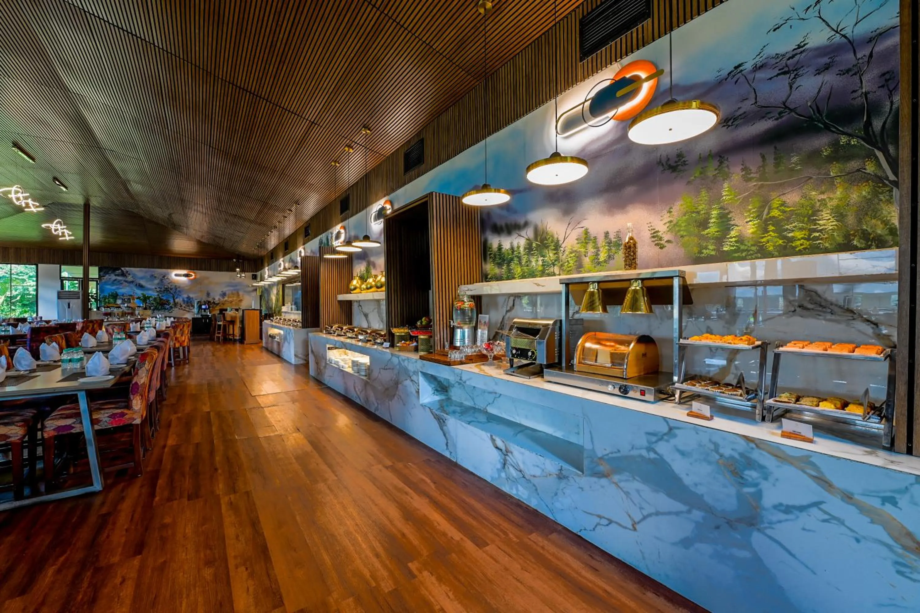 Restaurant/places to eat in Tarangi Resort and Spa