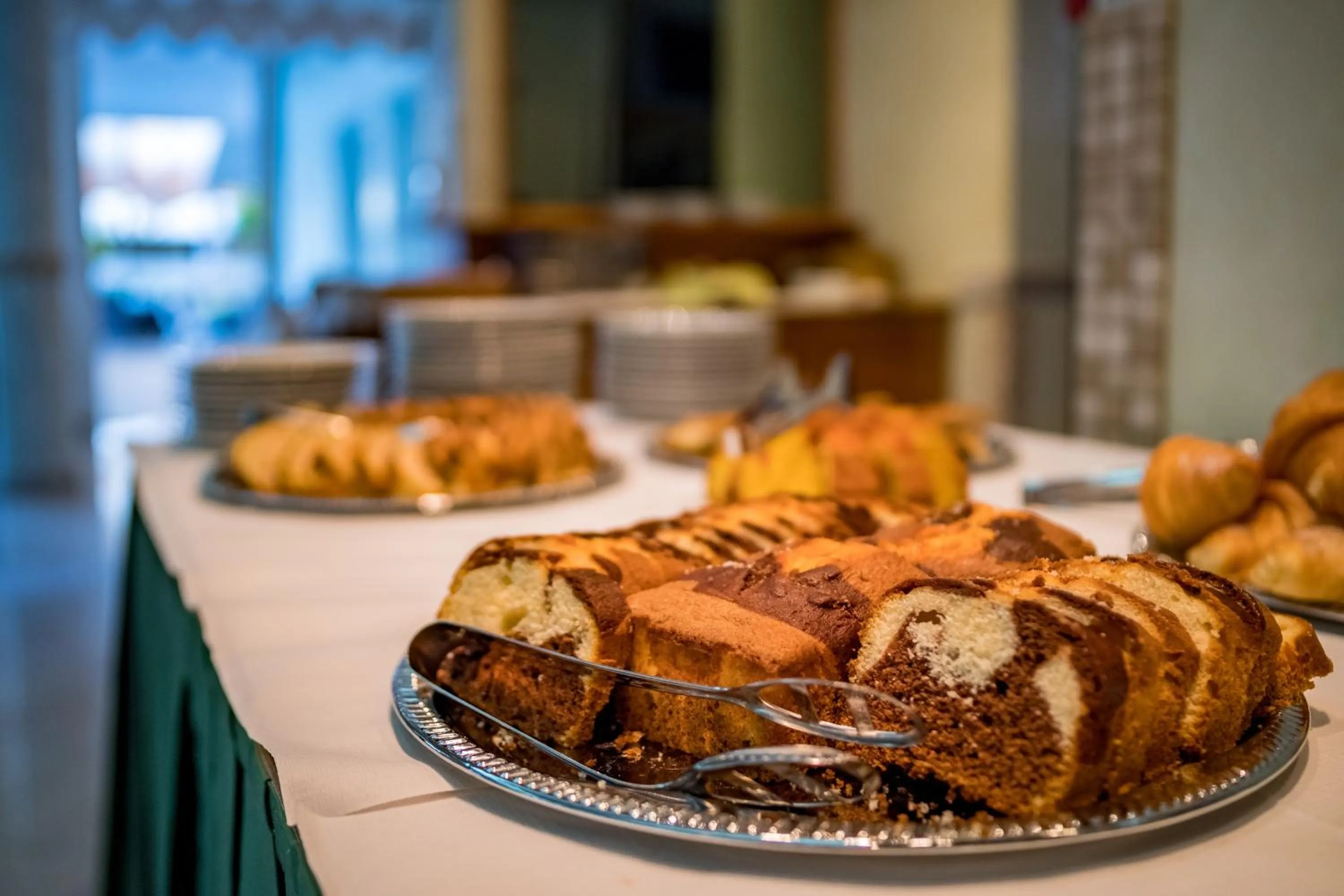Food in Hotel Villa dei Fiori - sul mare con piscina