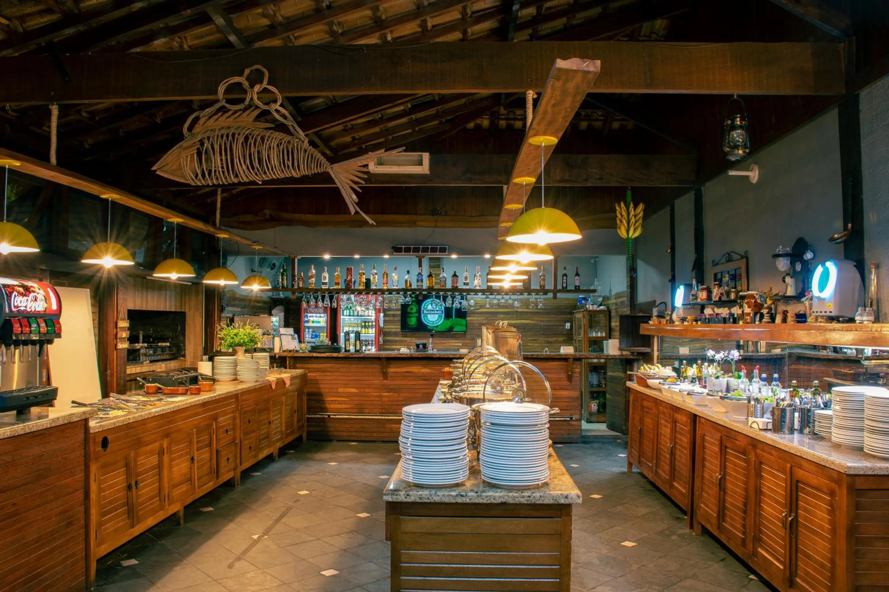 Restaurant/places to eat in Park Hotel Modelo