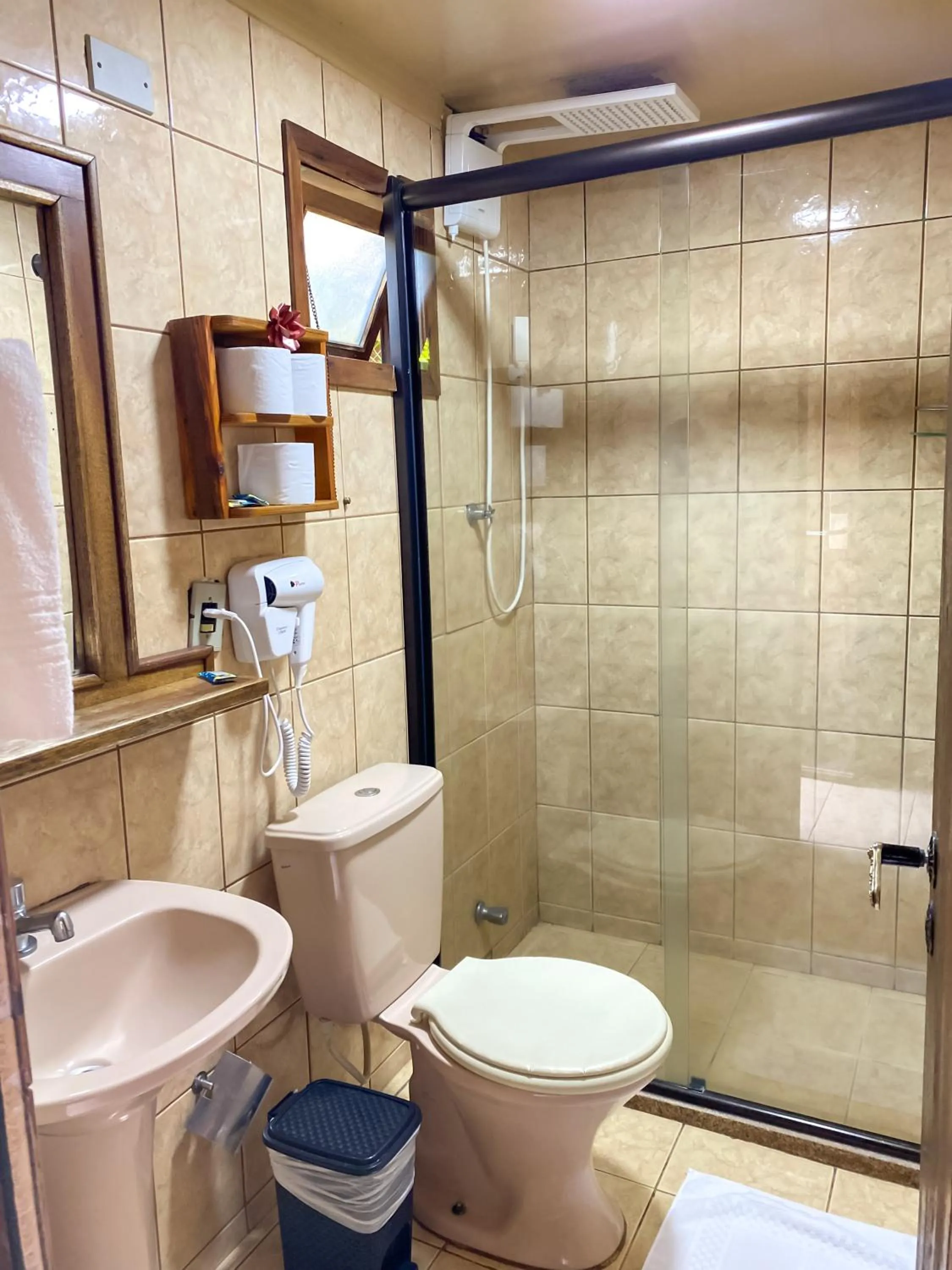 Shower in Park Hotel Modelo