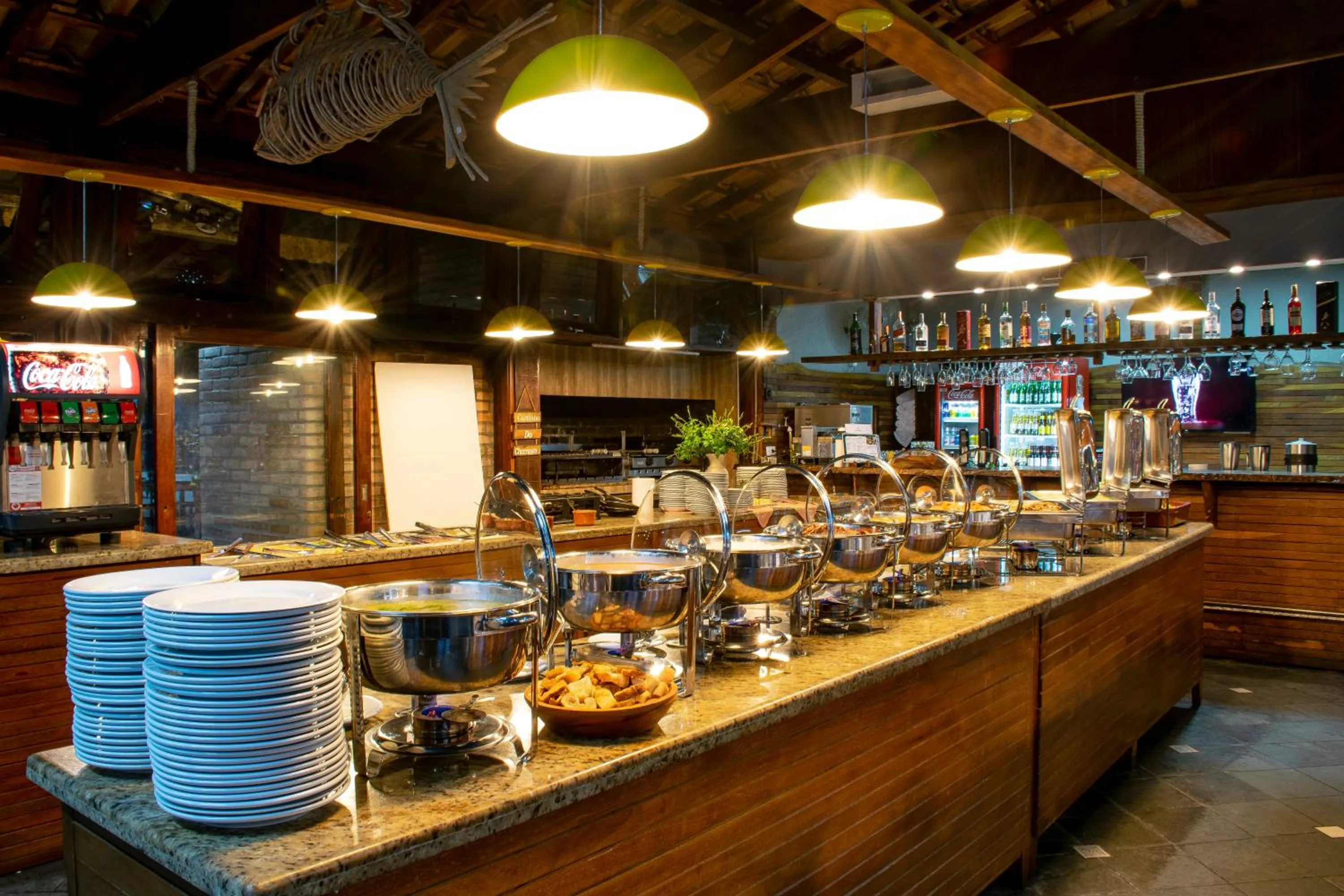 Restaurant/places to eat in Park Hotel Modelo