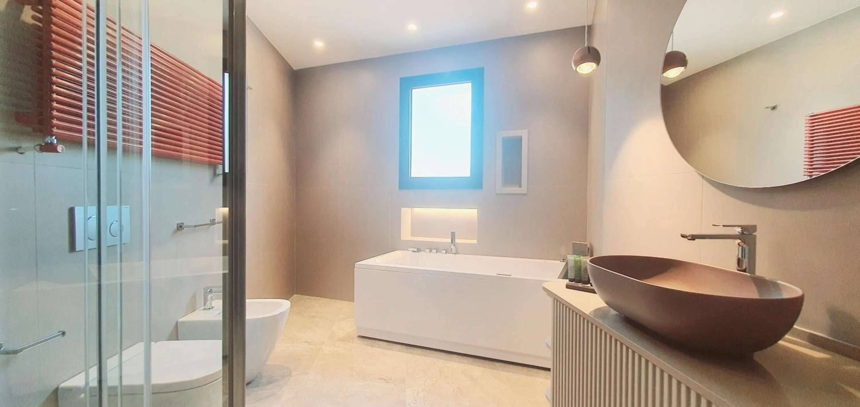 Shower in SOLMARIS TROPEA City Center - Rooms & Suites - Private Parking