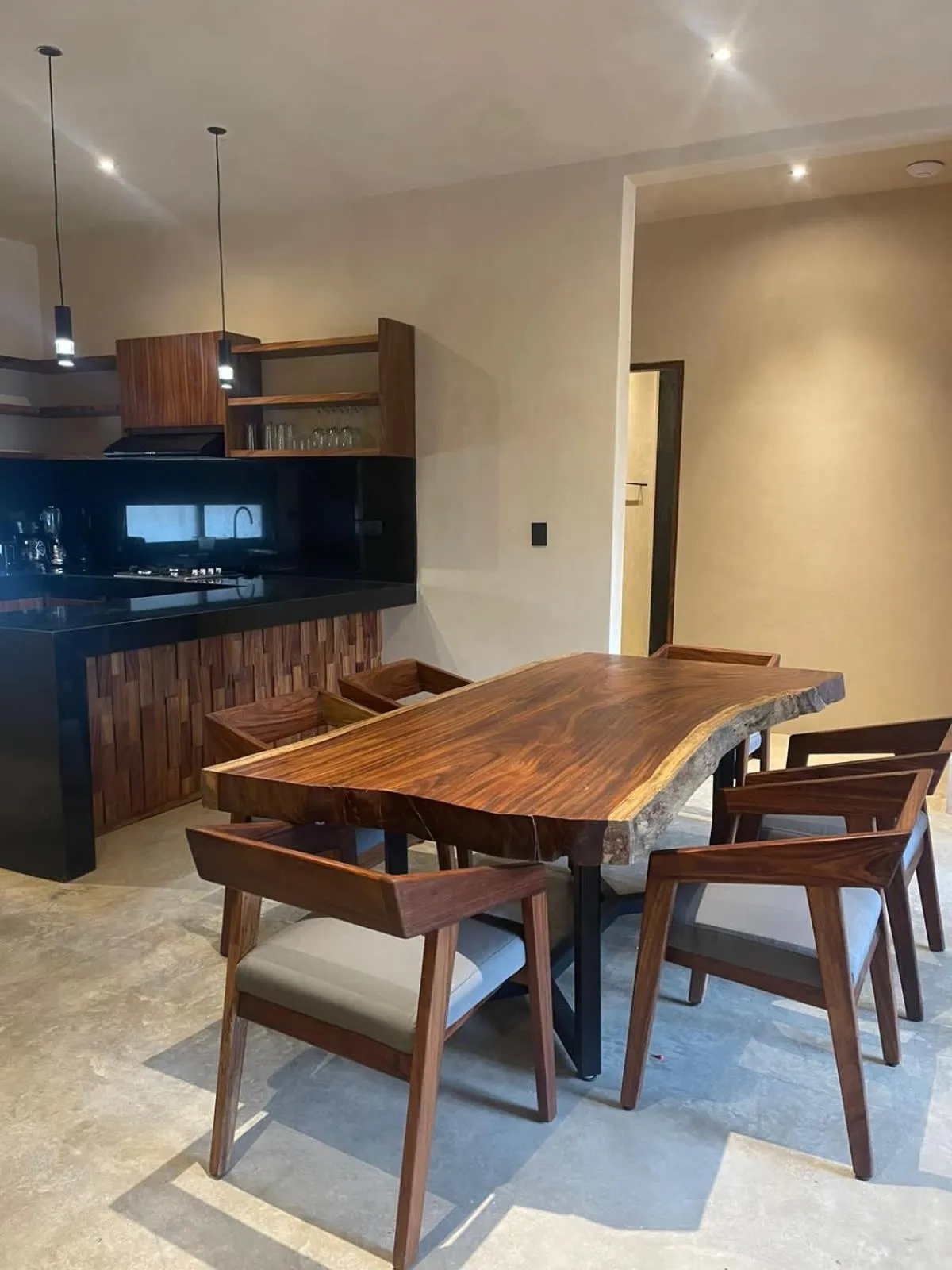 Kitchen or kitchenette in La Veleta luxury condos