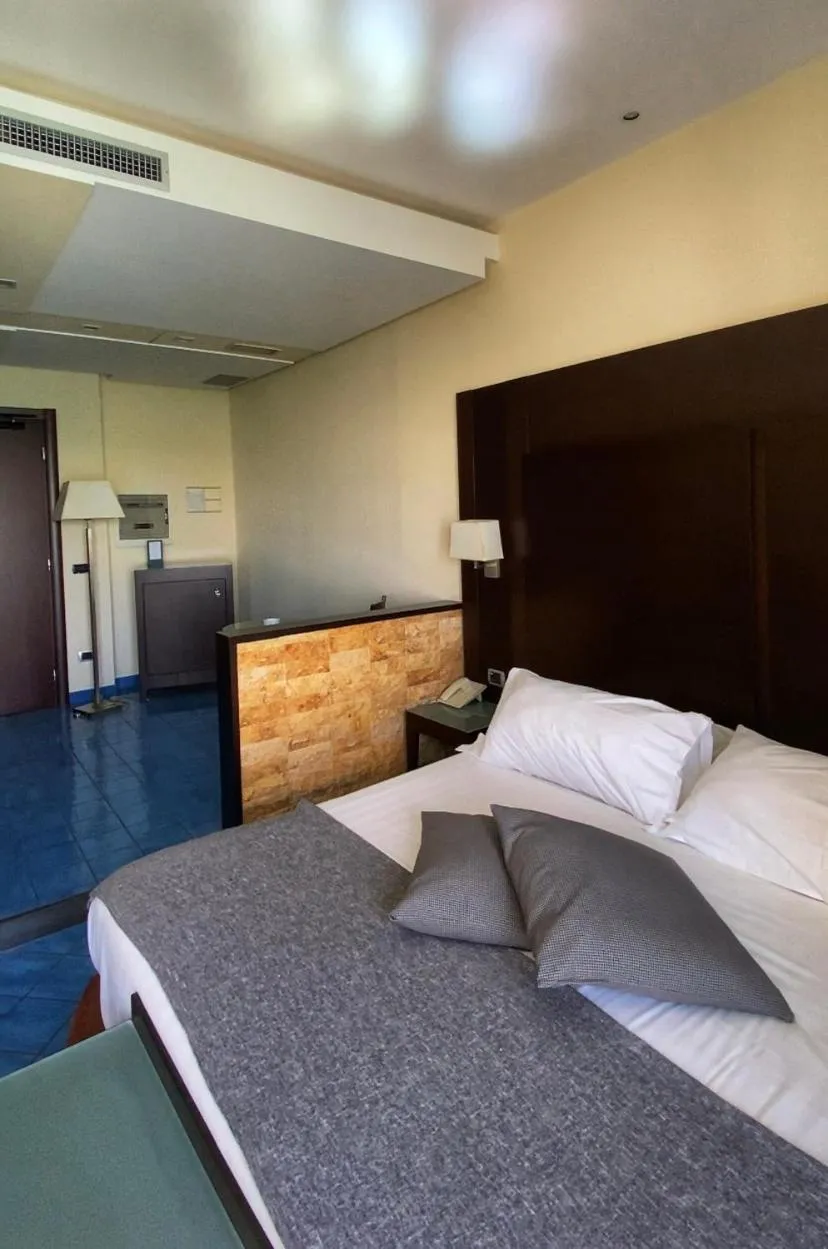 Decorative detail, Bed in Hotel La Lucertola