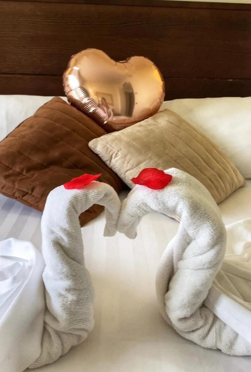 Decorative detail, Bed in Hotel La Lucertola