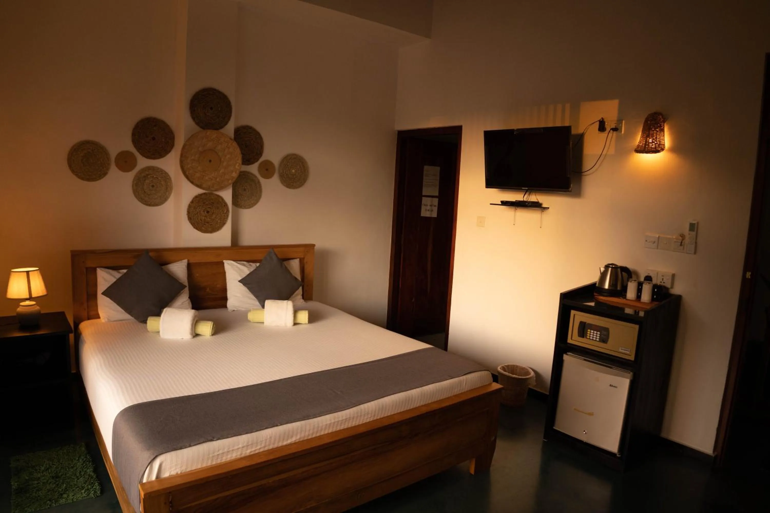 Bedroom, Bed in Hotel Bay Watch Unawatuna