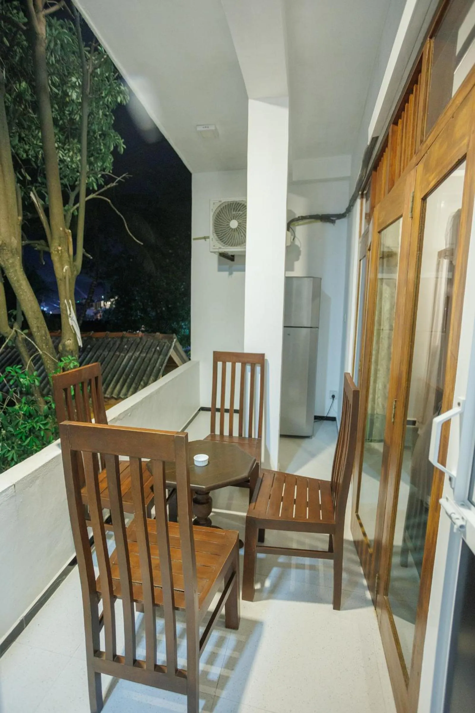 Balcony/Terrace in Hotel Bay Watch Unawatuna