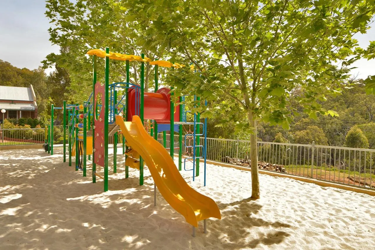 Garden in Mundaring Weir Hotel