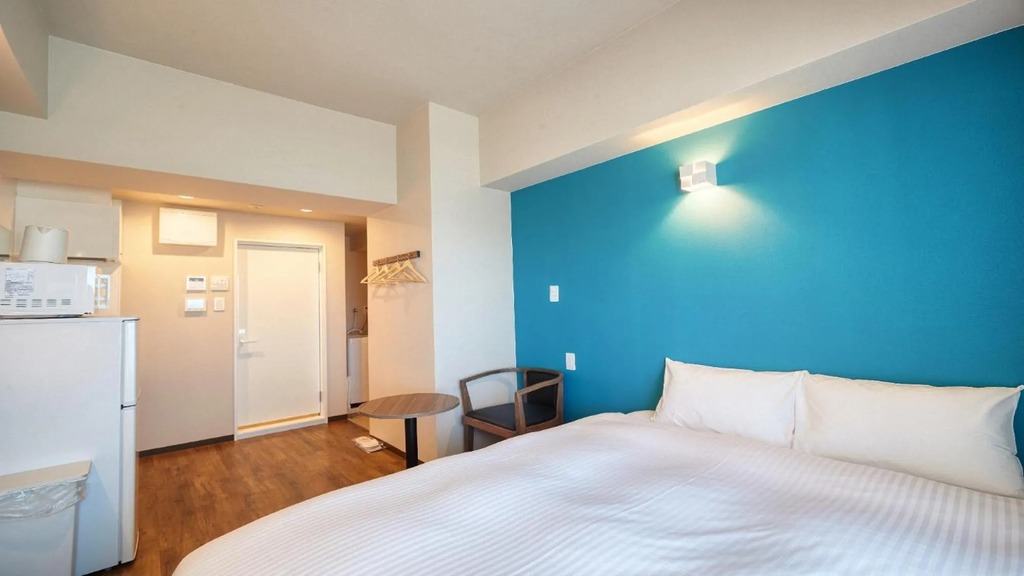 Photo of the whole room in New Normal Condo in NAHA AIRPORT ニューノーマルコンドイン那覇エアポート