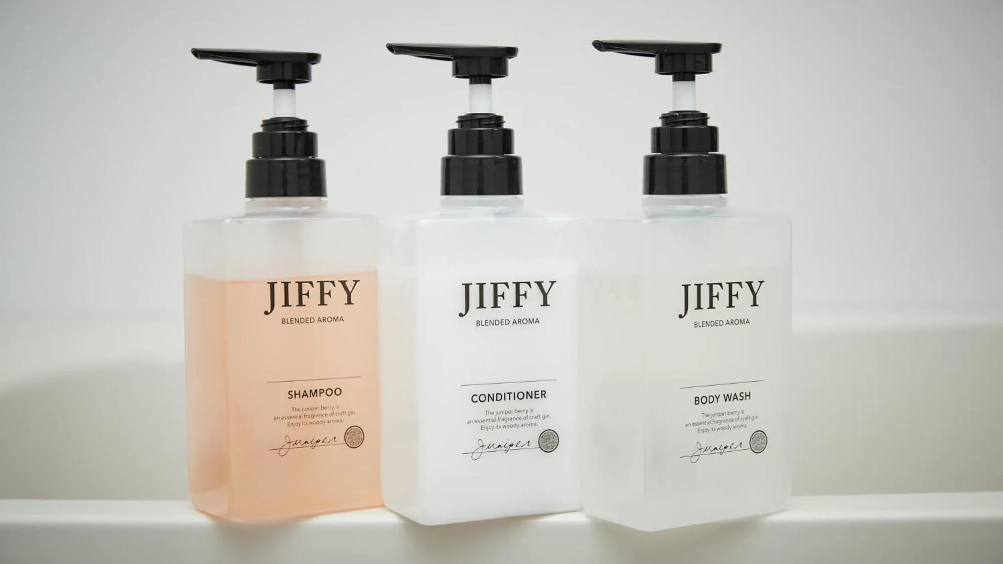 Photo of the whole room in New Normal Condo in NAHA AIRPORT ニューノーマルコンドイン那覇エアポート