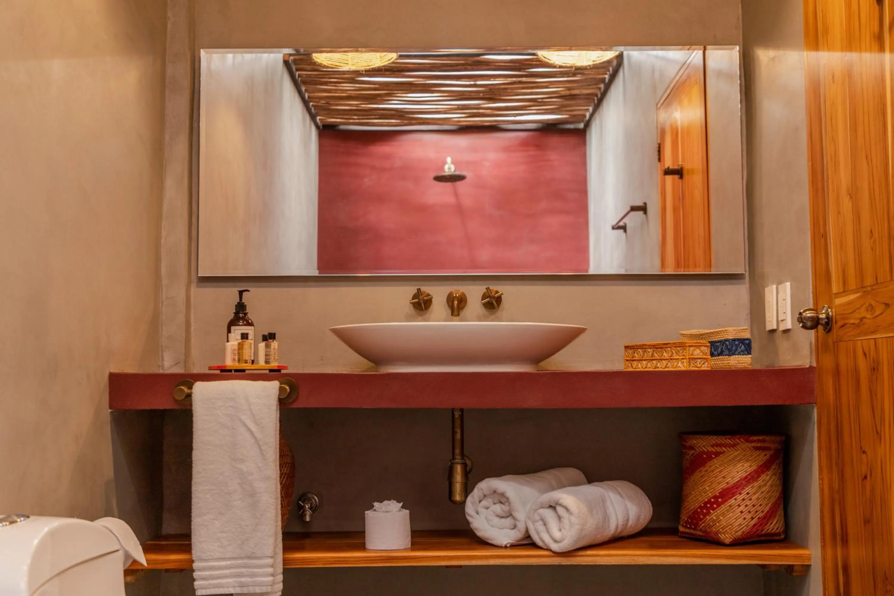 Shower in Bora Bora Cartagena