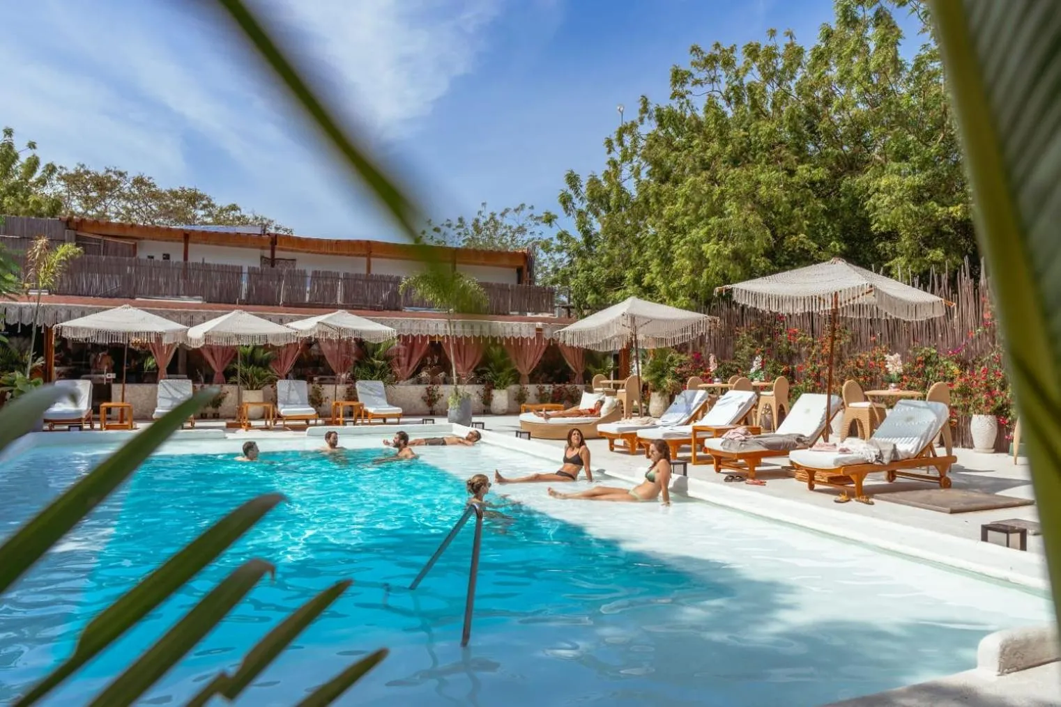 Swimming pool in Bora Bora Cartagena
