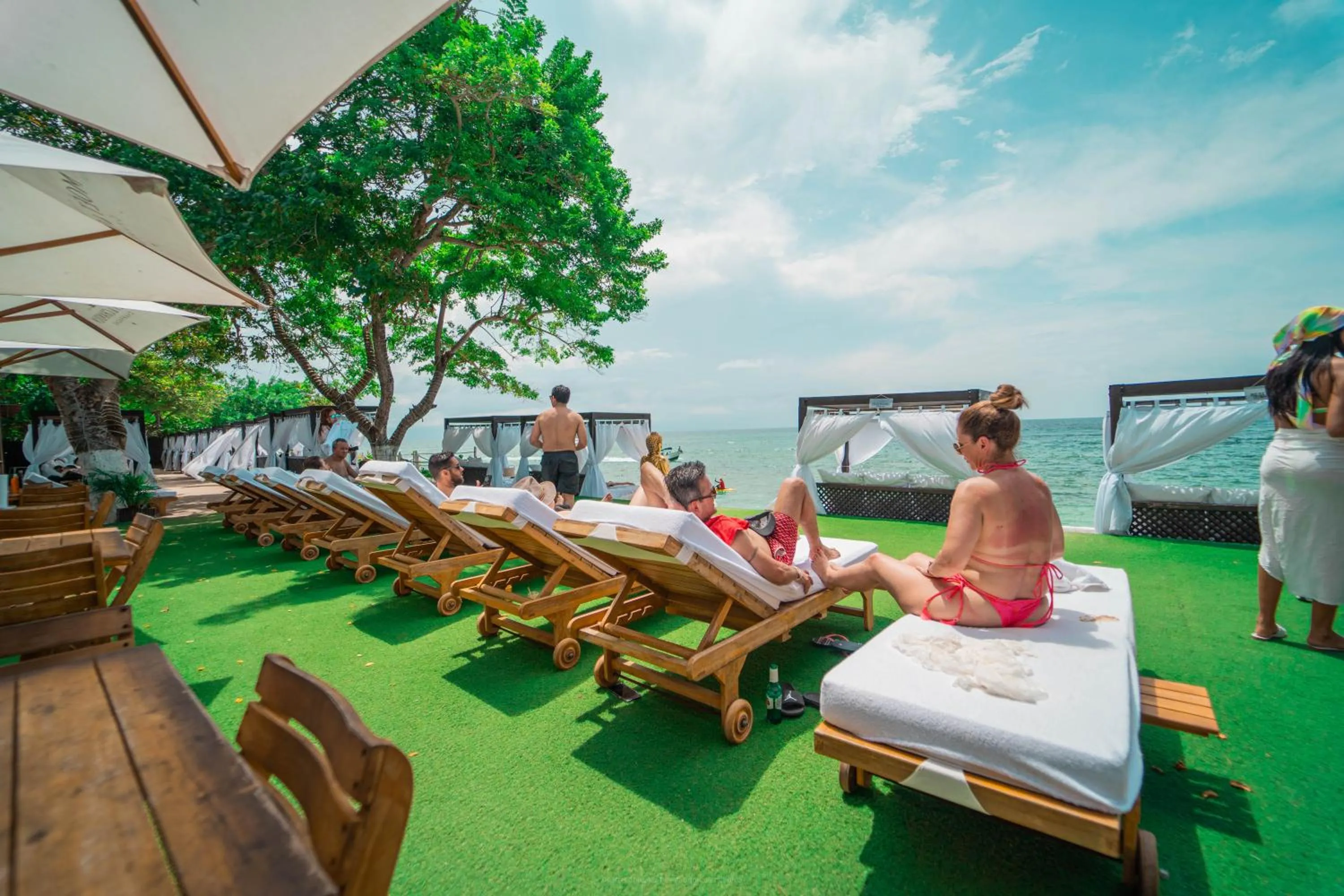 Communal lounge/ TV room in Bora Bora Cartagena