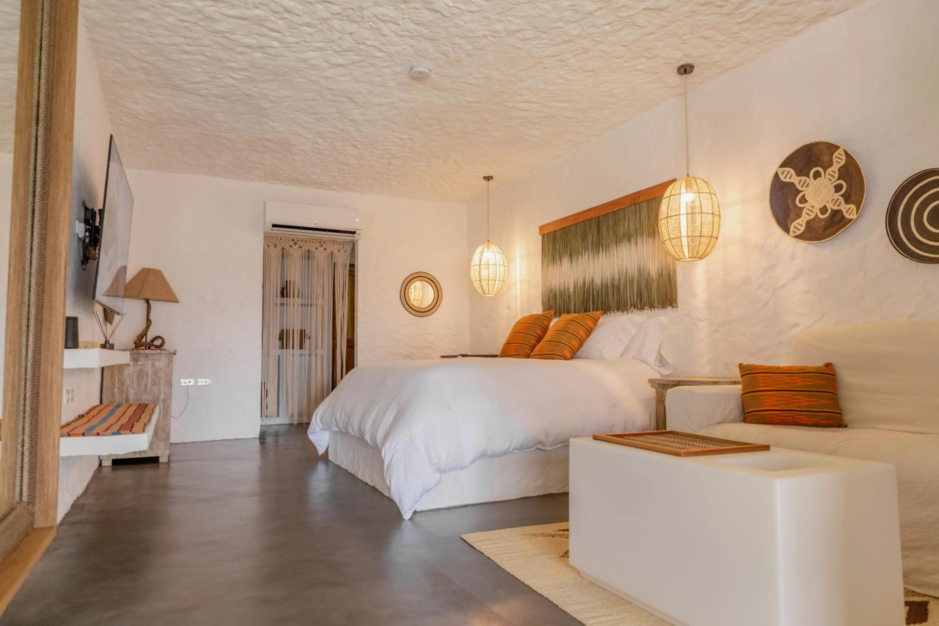 Bed in Bora Bora Cartagena