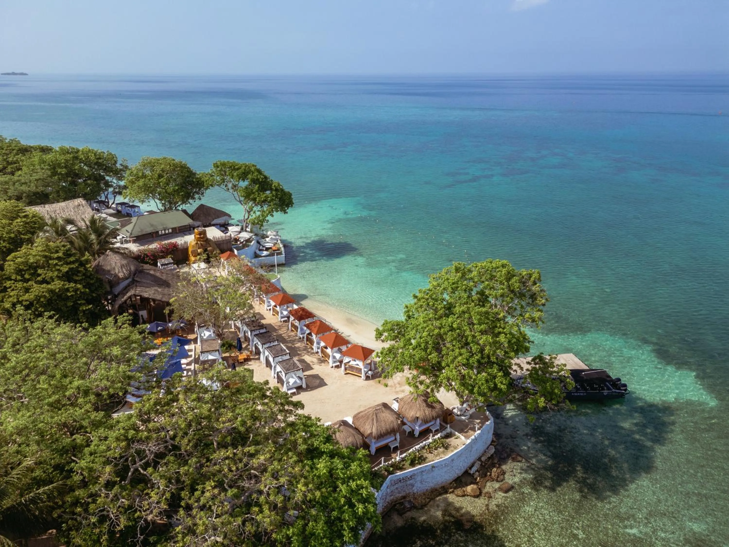 Property building in Bora Bora Cartagena