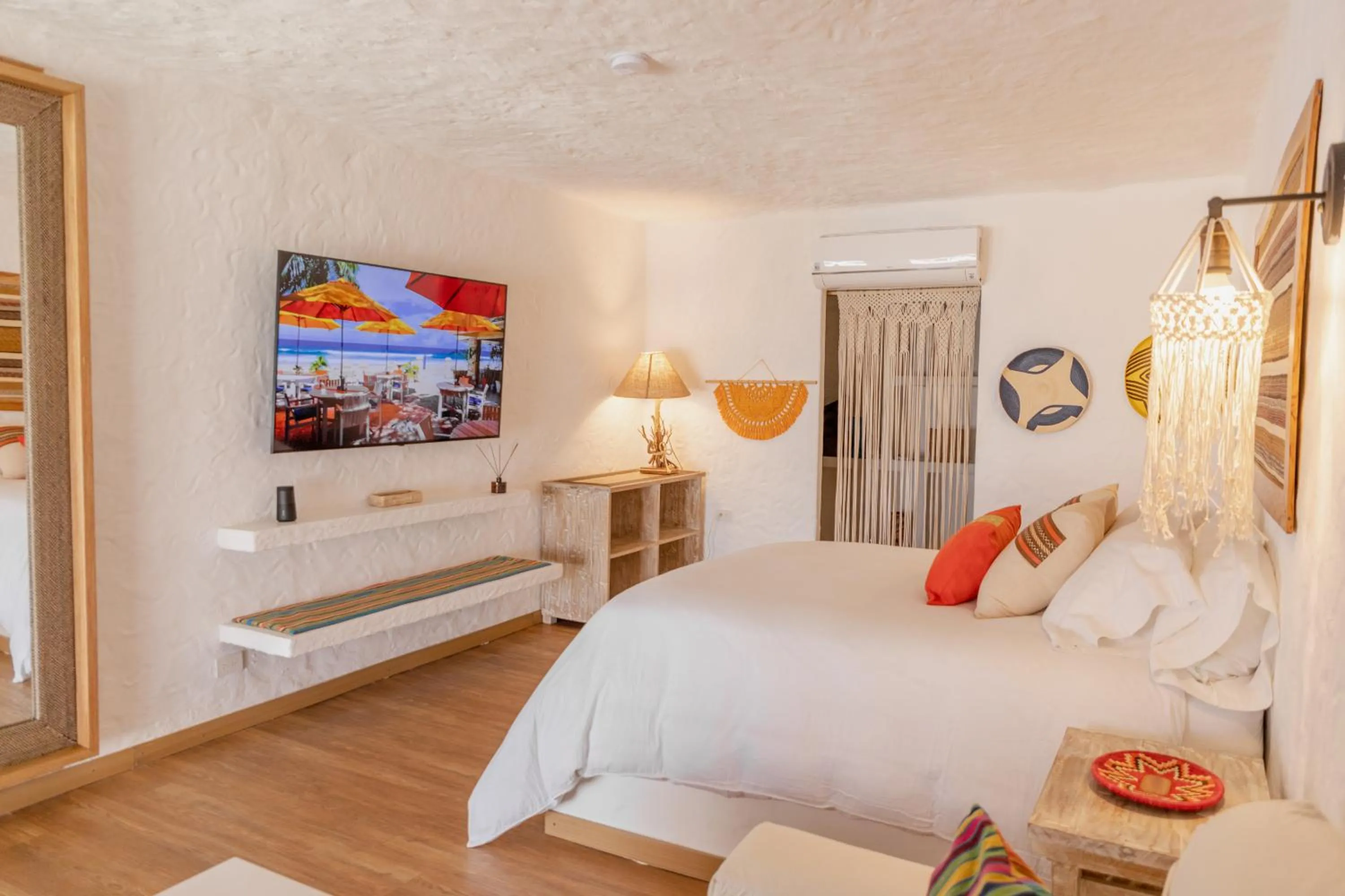 Bed in Bora Bora Cartagena