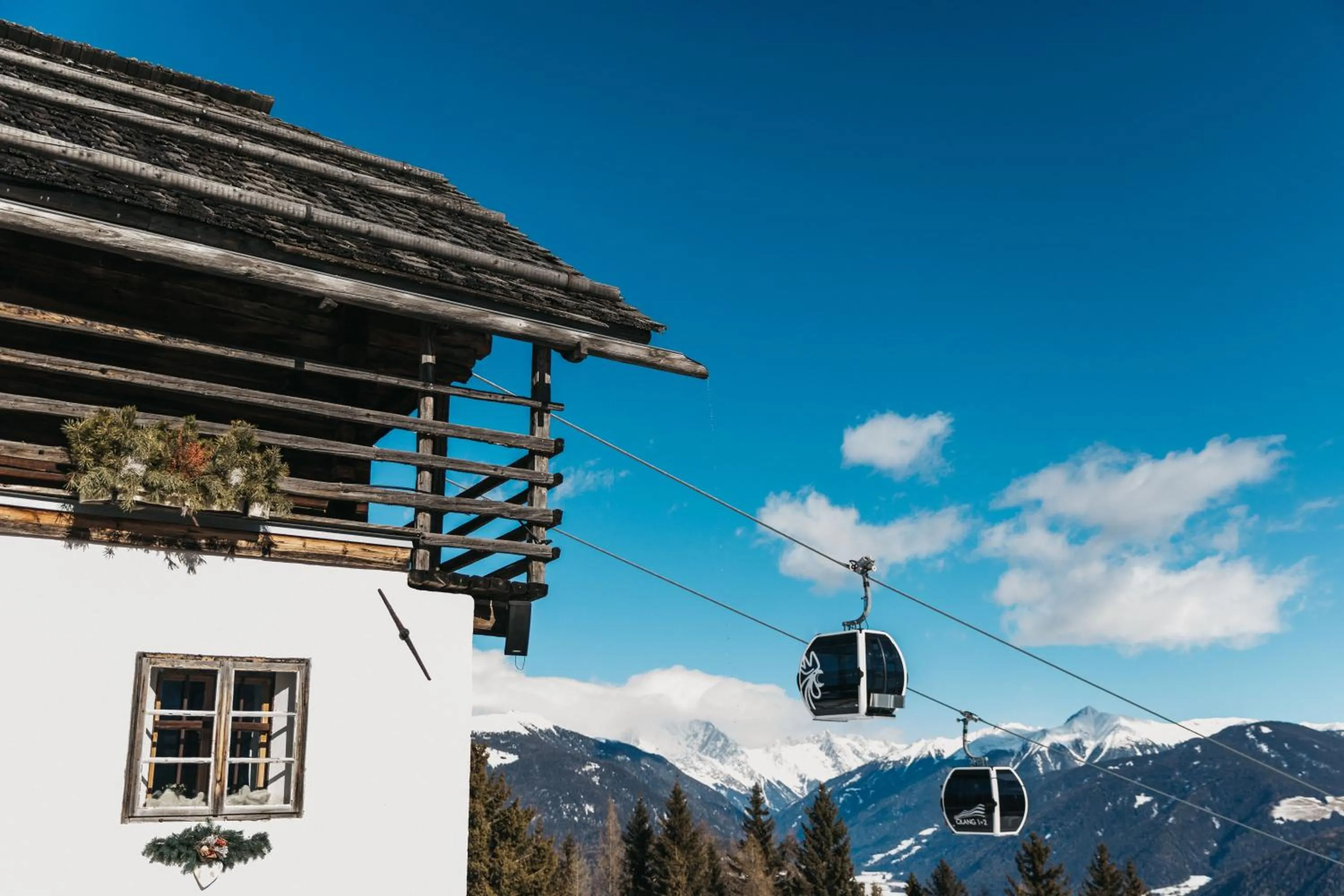 Skiing in Hotel Rudolf