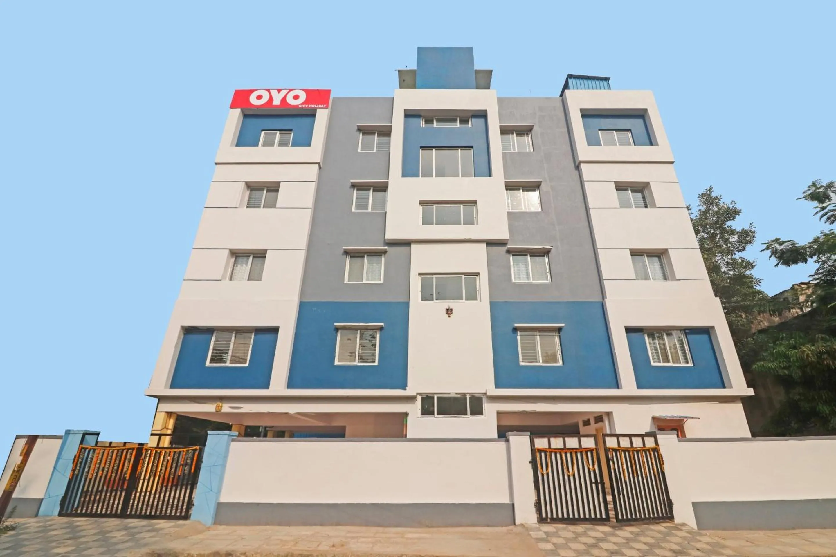 Hotel O City Holiday