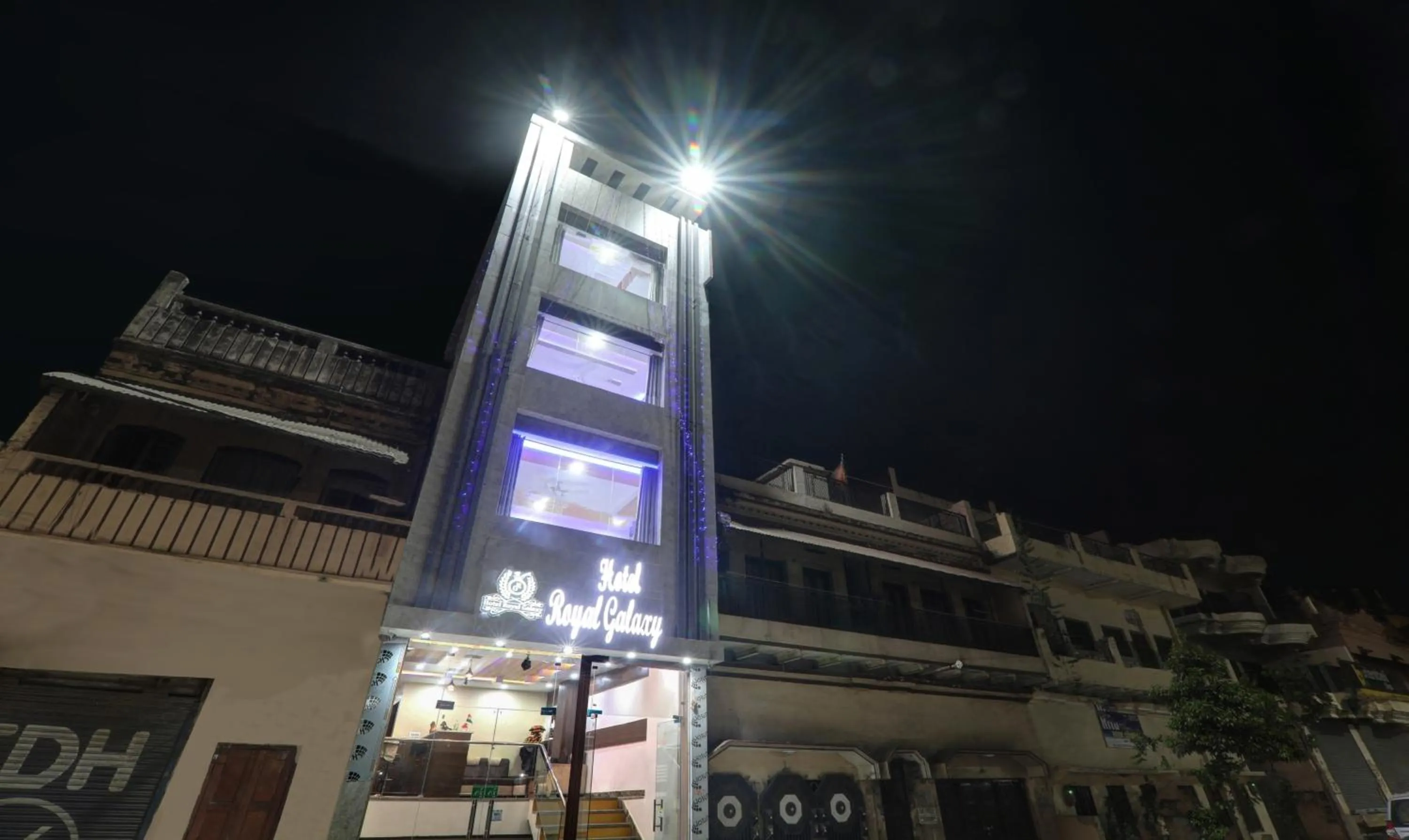 Itsy Hotels Royal Galaxy - 3 km From Sangam