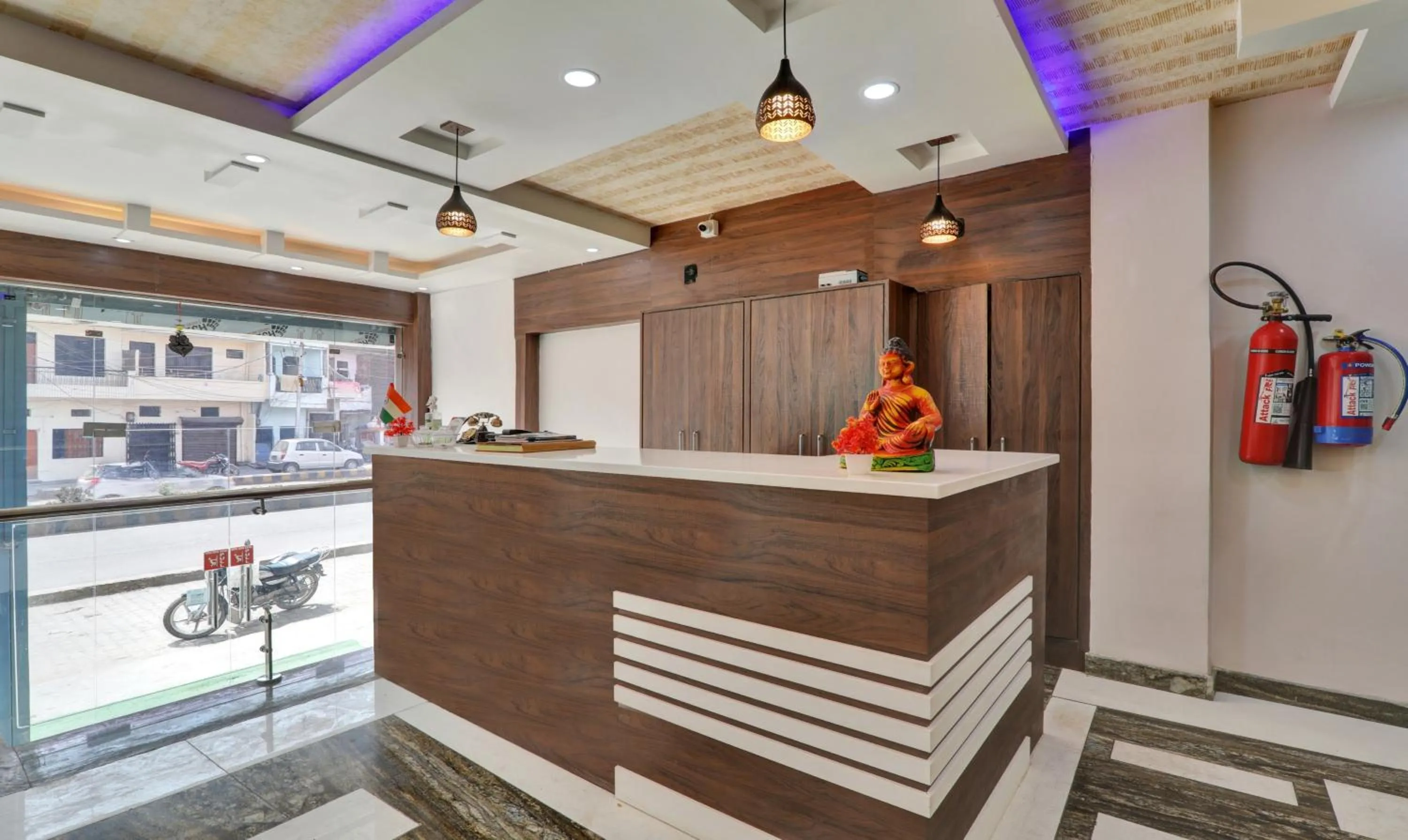 Itsy Hotels Royal Galaxy - 3 km From Sangam
