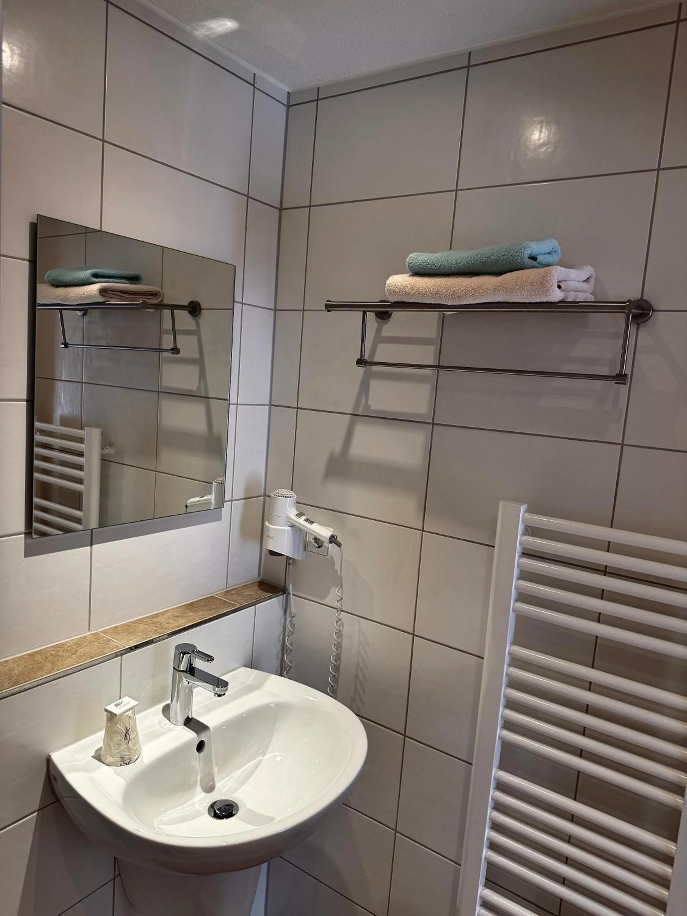 Bathroom in Gasthof Lamm Grabenstetten