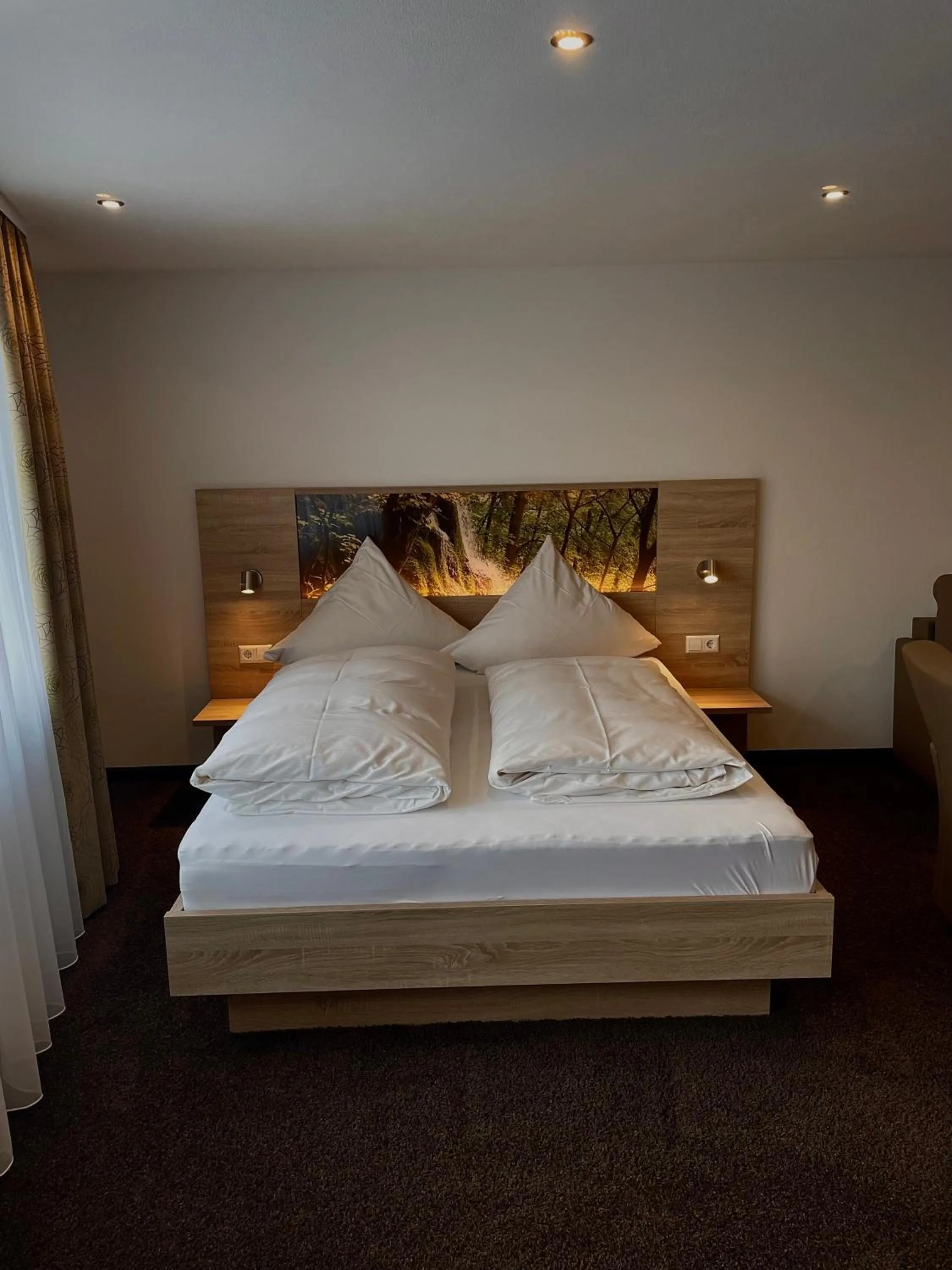 Bed in Gasthof Lamm Grabenstetten