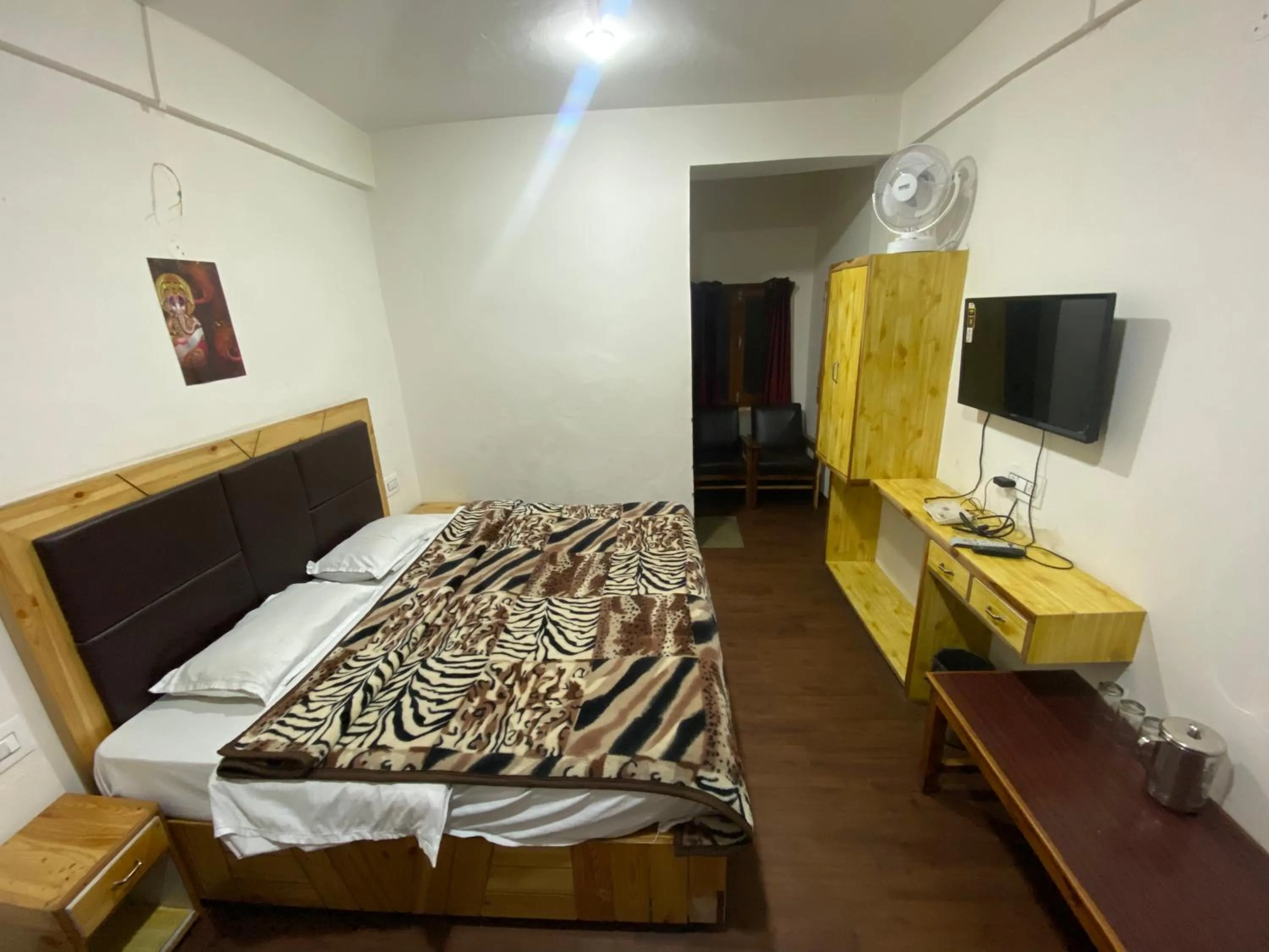 Bed in The Prasher Lodge Mall Road Manali