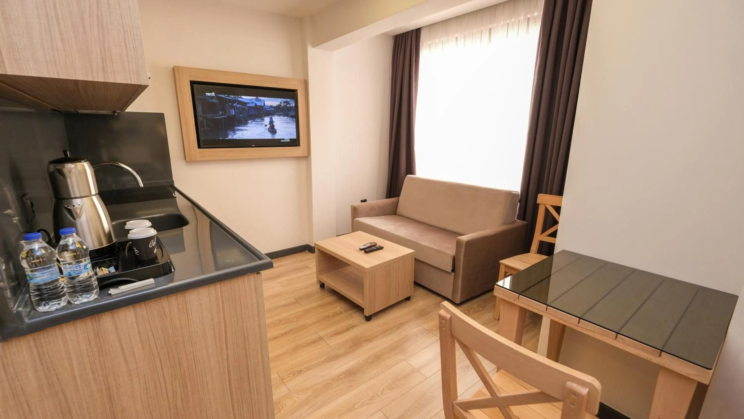 Kitchen or kitchenette in Alesta Seaside Residence