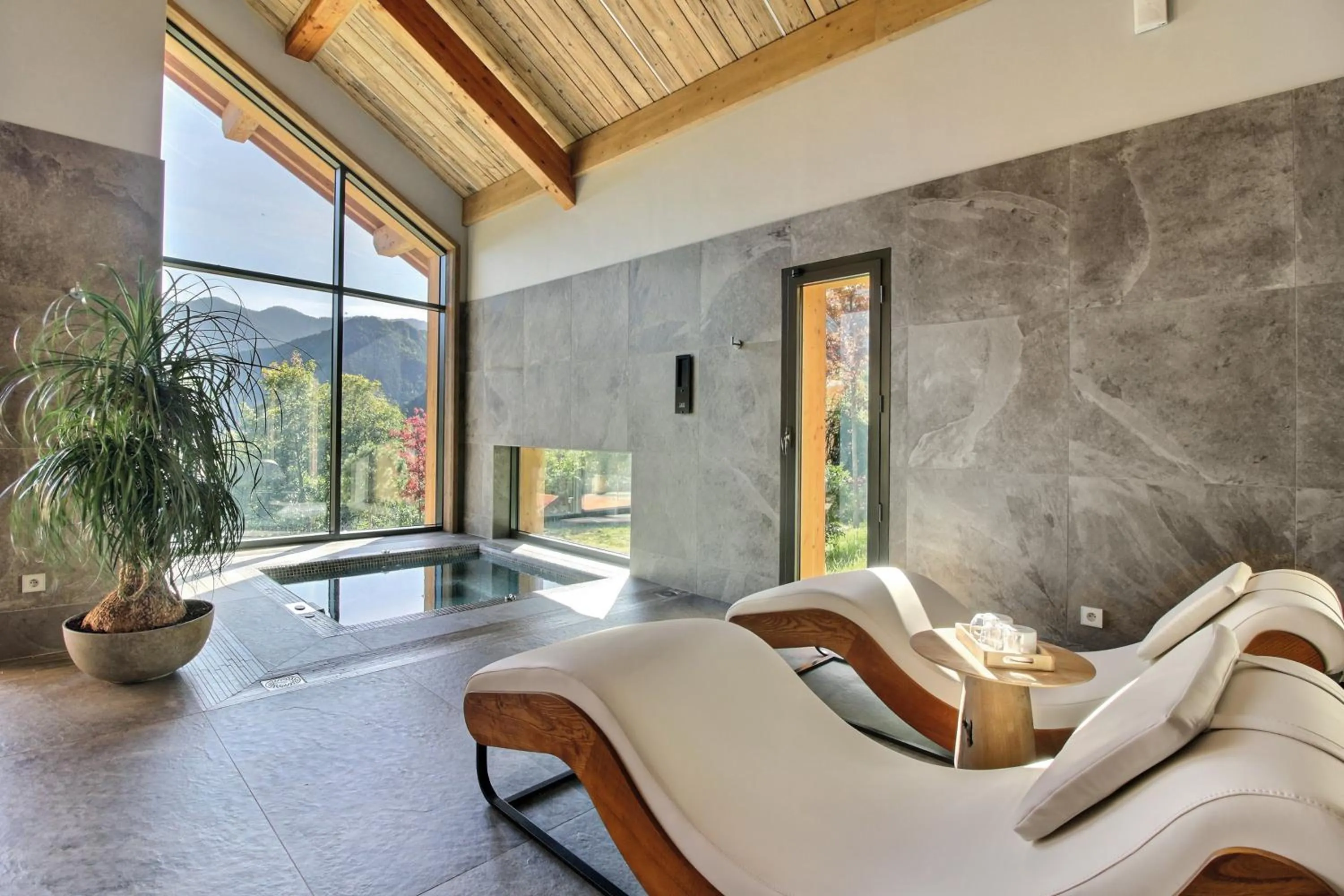 Spa and wellness centre/facilities in Pure Montagne Resort & Spa