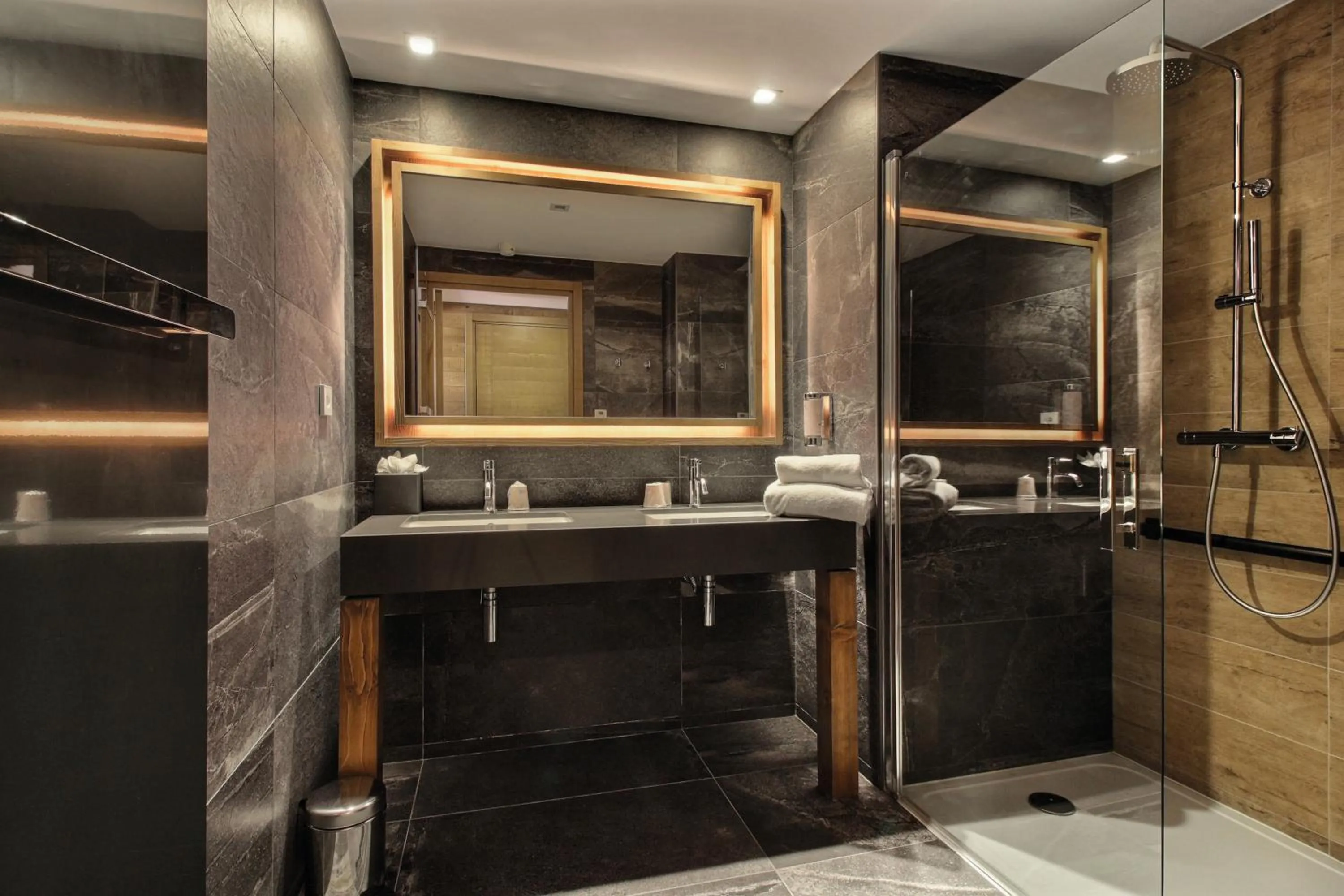 Bathroom in Pure Montagne Resort & Spa