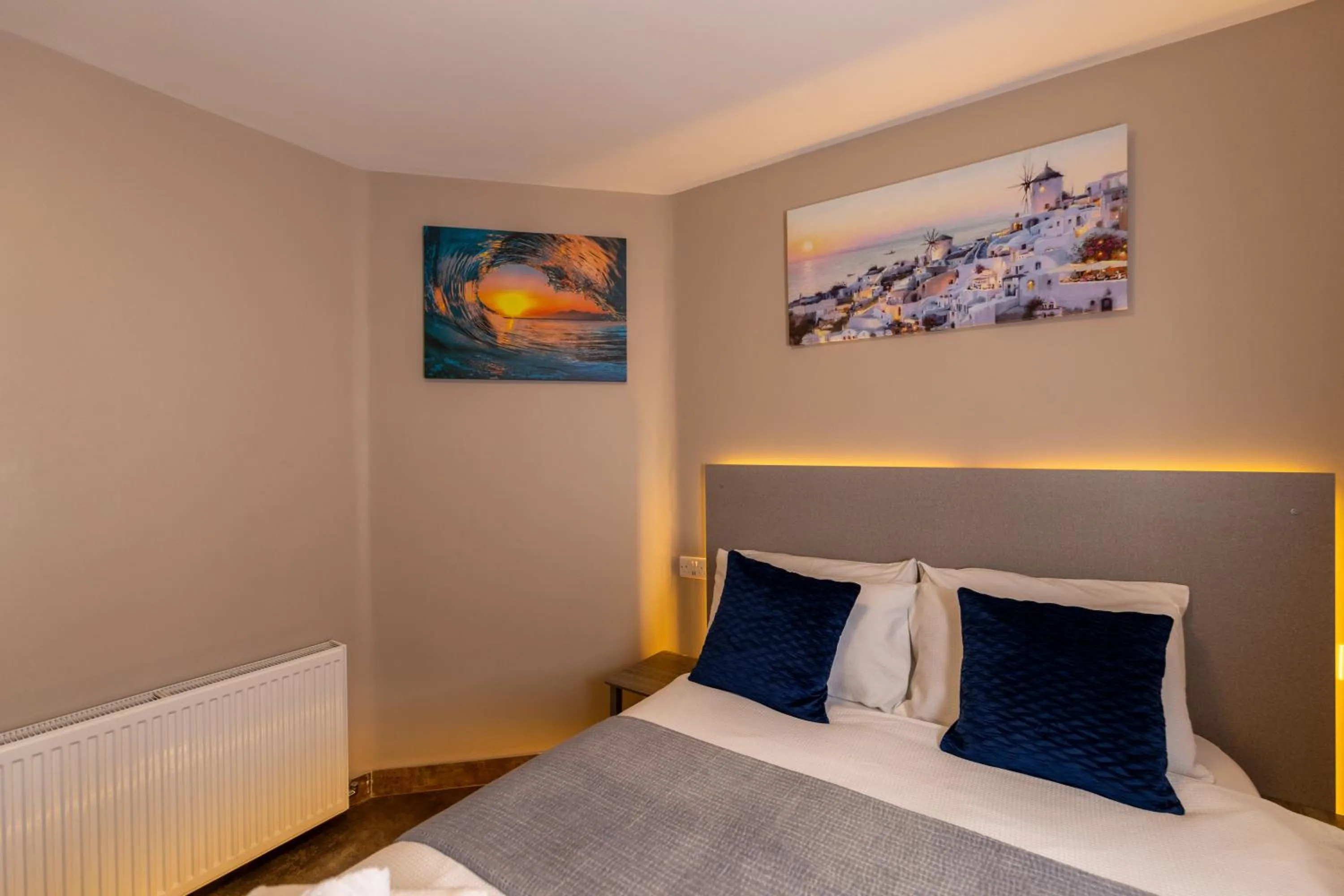 Bed in Paragraph Edmonton