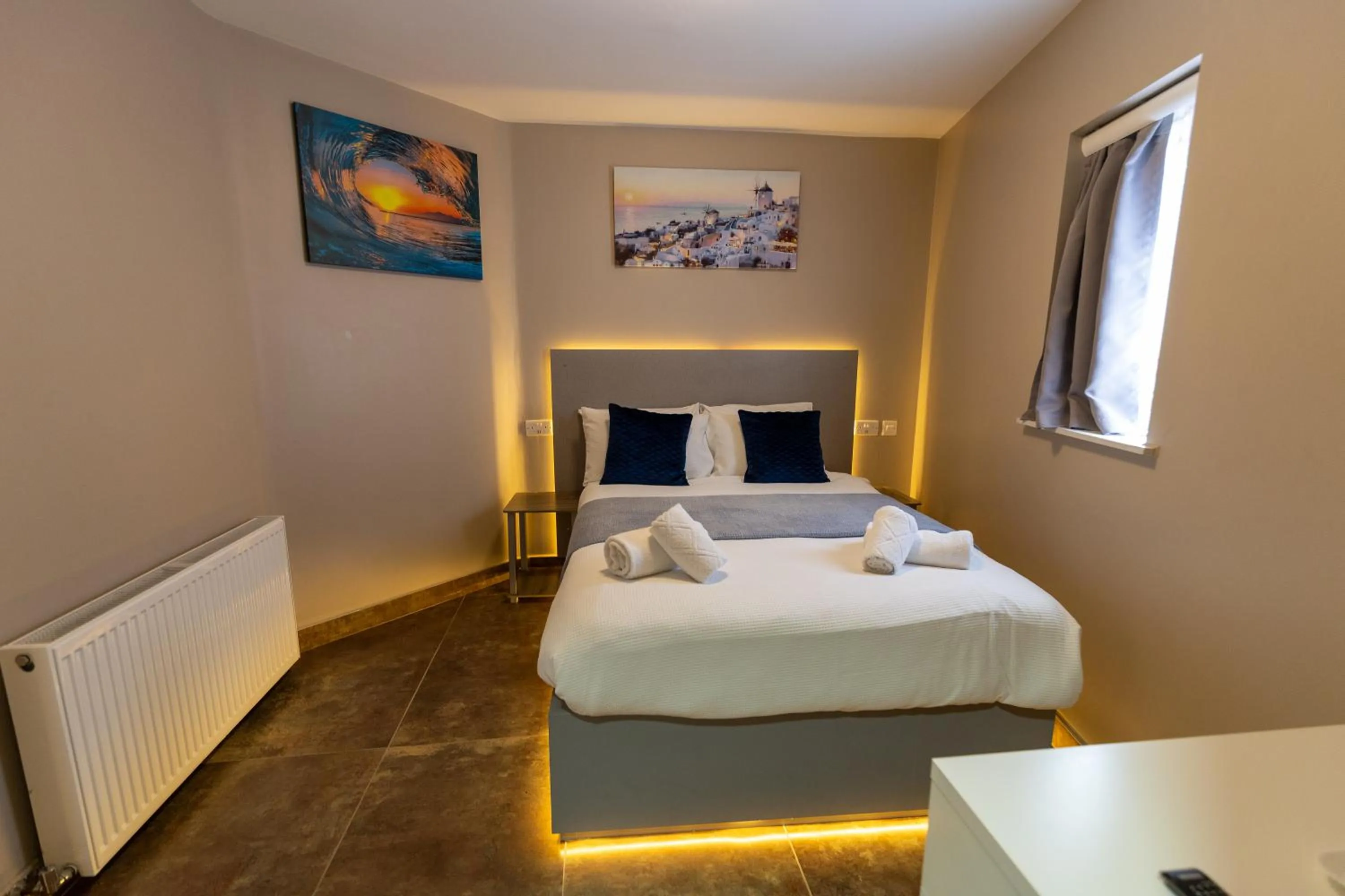 Bed in Paragraph Edmonton